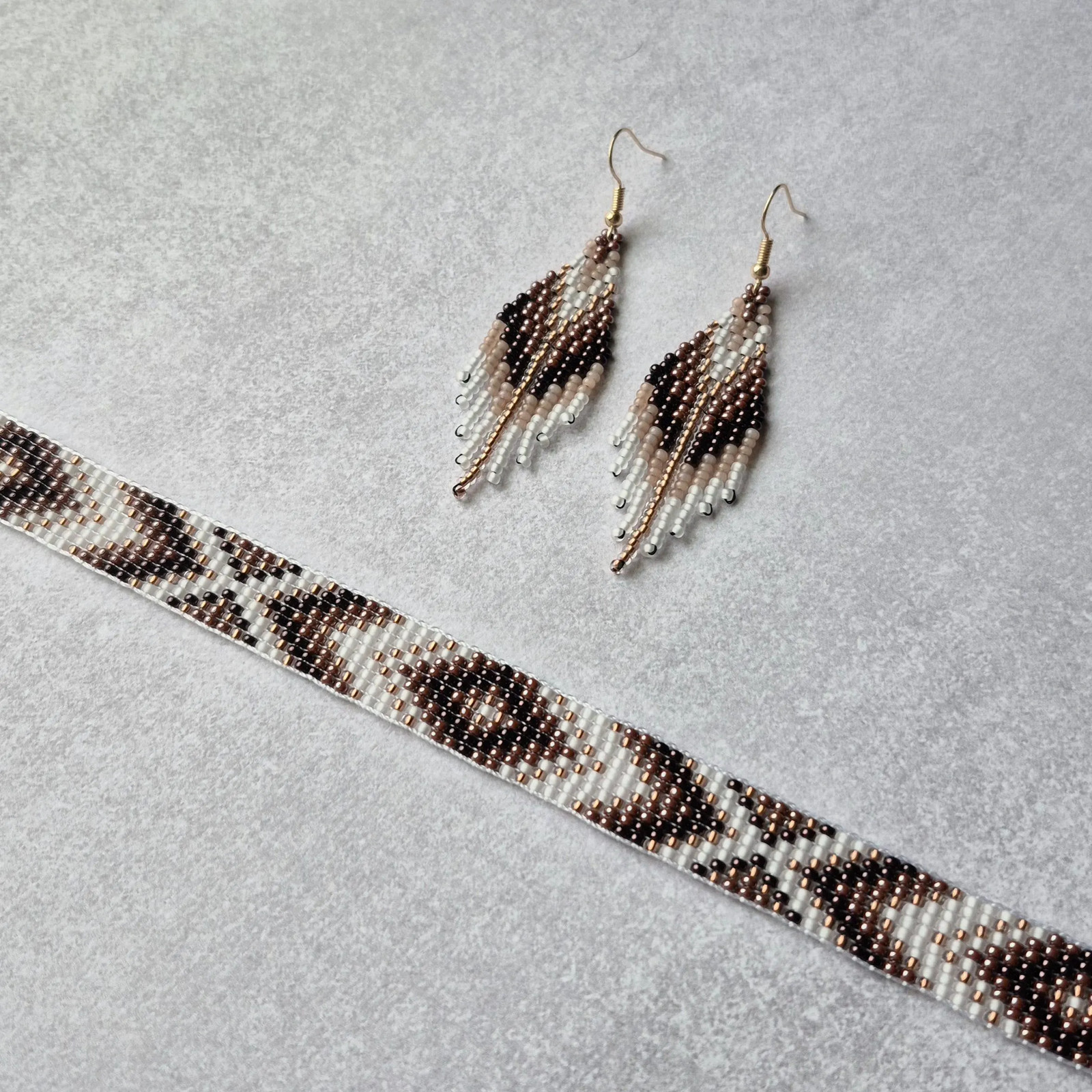 Brown and Gold Ukrainian Beaded Jewelry Set – Handmade Choker Necklace & Fringe