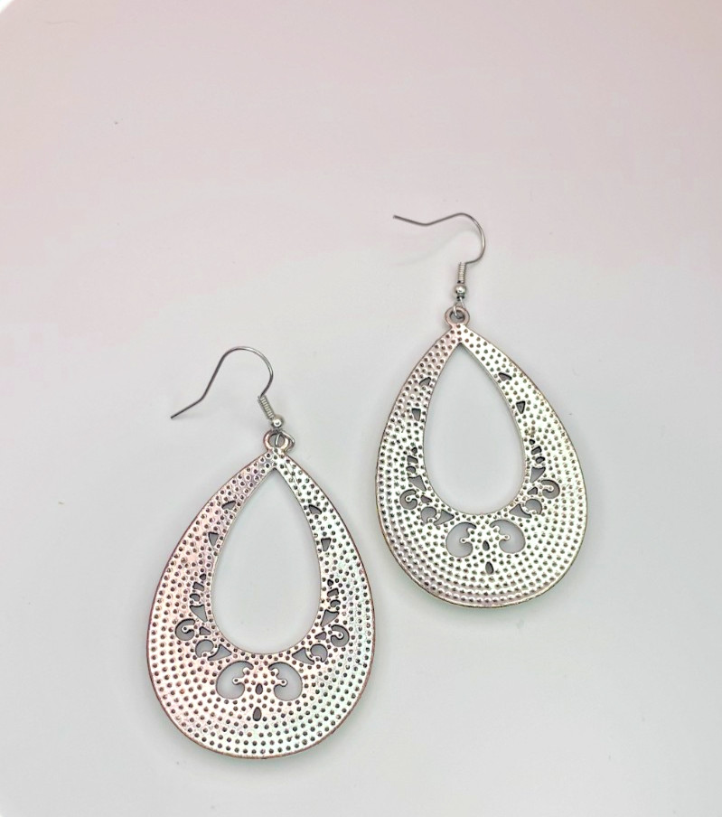 Off White Teardrop Earrings