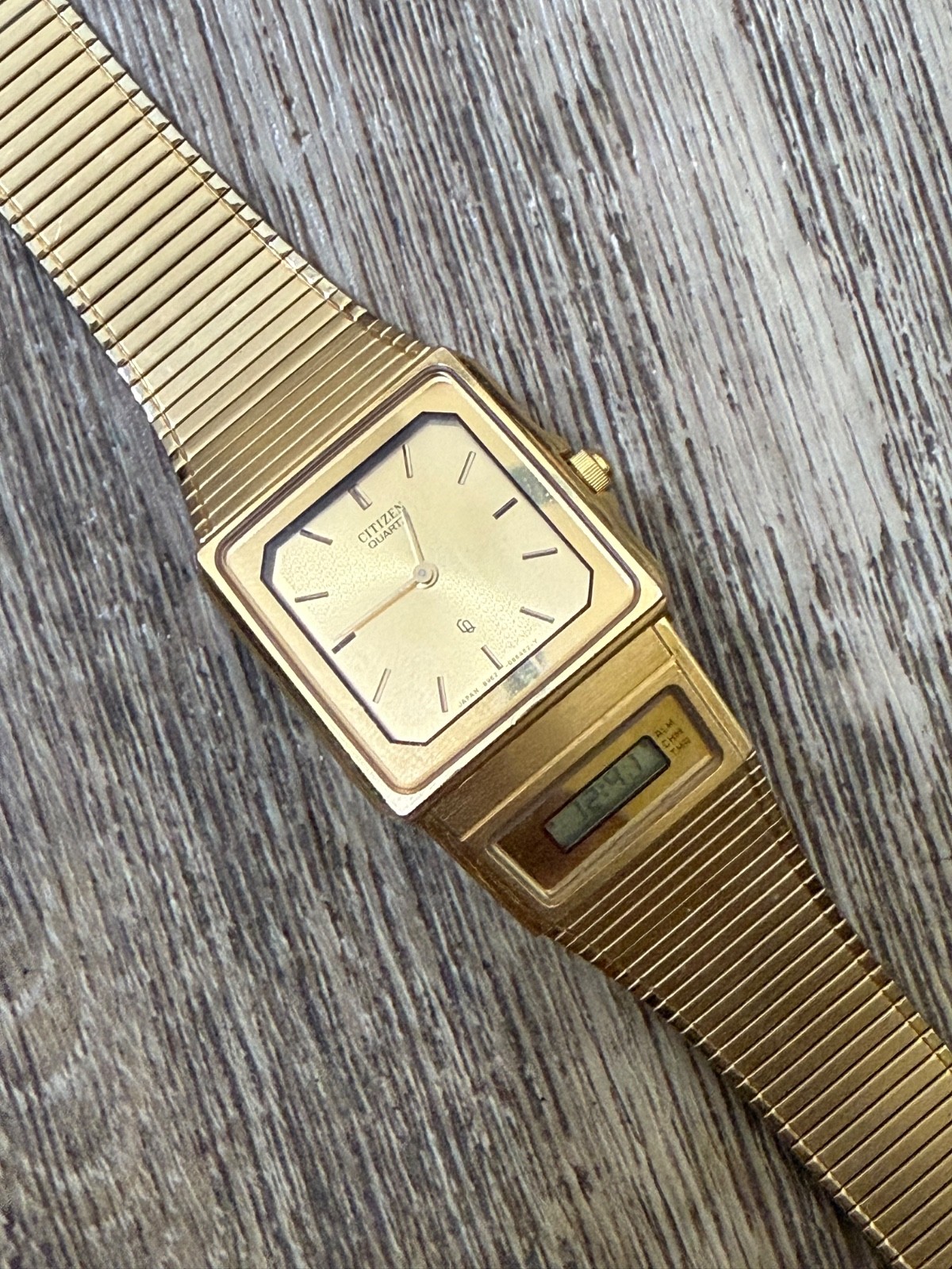 Vintage Citizen Quartz Ana Digi Gold Tone 8962-087607 Japan Men’s Watch Runs