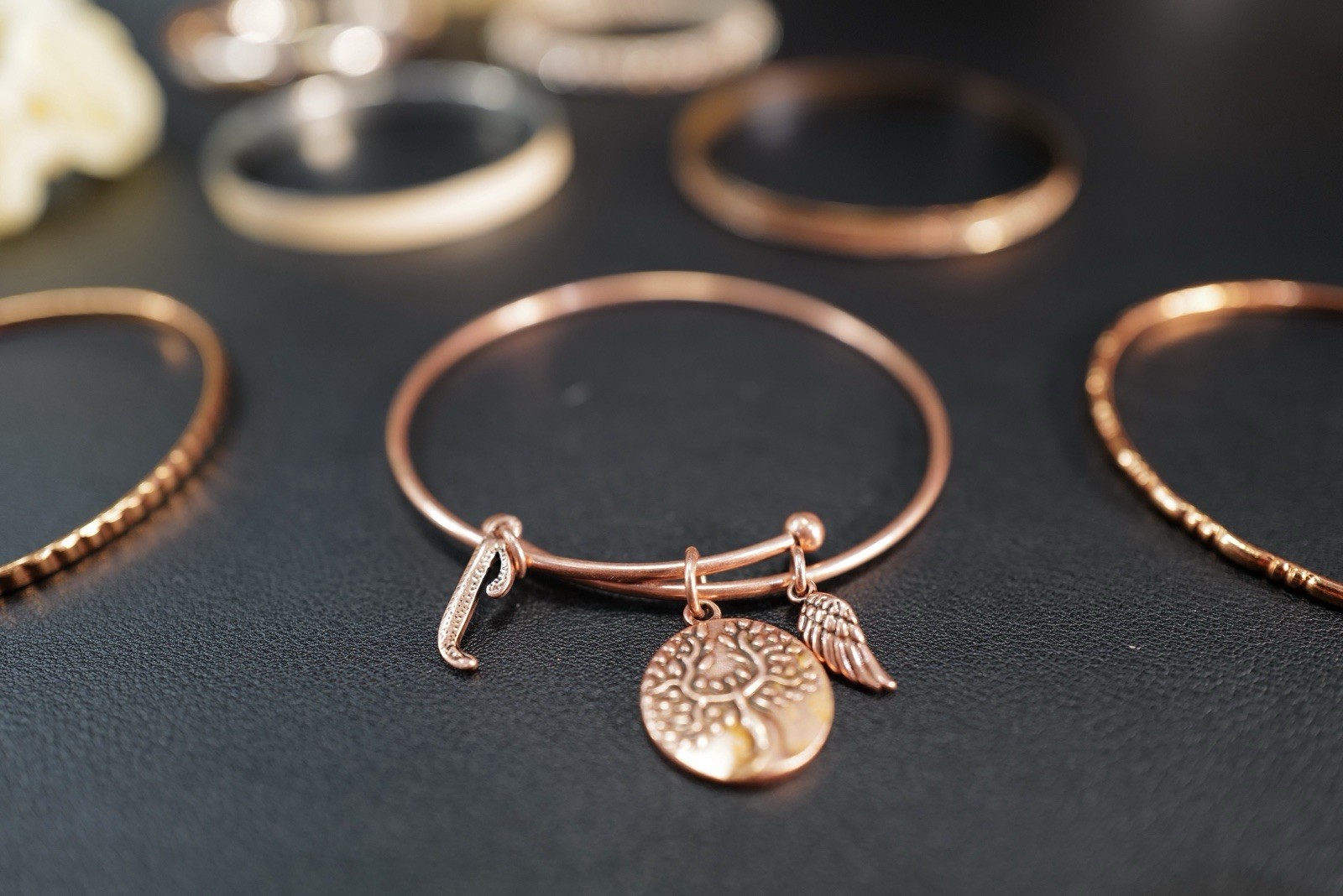10 Pc Bracelet Rose Gold Tone, Cream White Floral Mix Styles Bangles K35