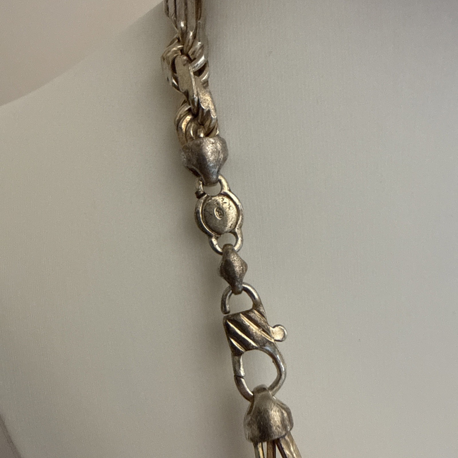 Italy 25.5″ Length Sterling Silver Figaro Chain 7.8mm (105 Gr)
