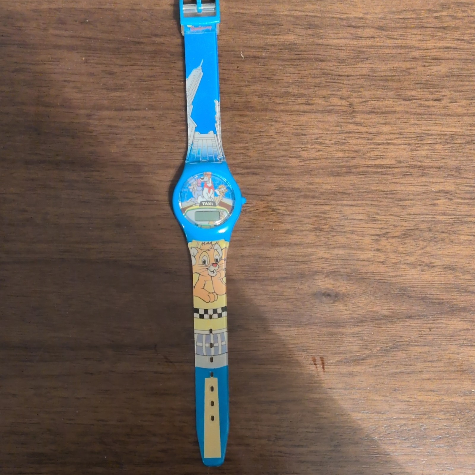 Disney Unisex Kids Toy Digital Watch Vintage Oliver And Company