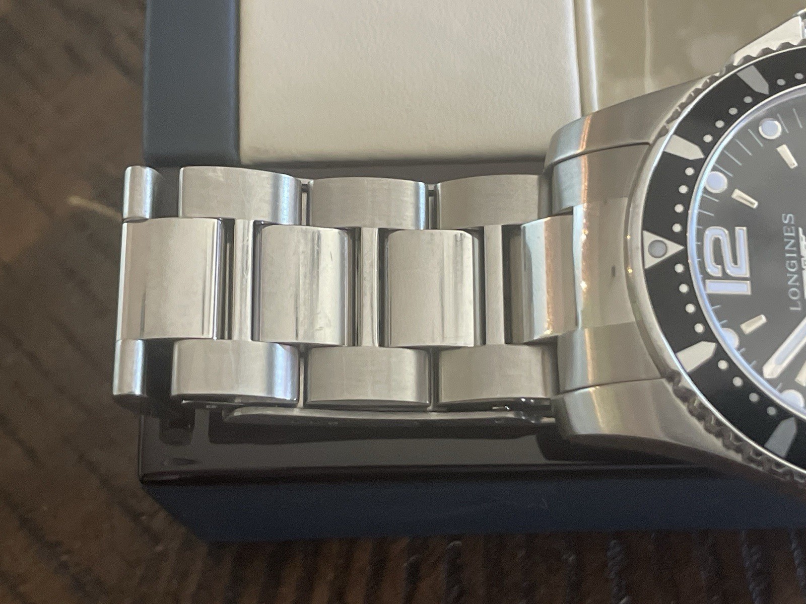 Longines HydroConquest 44mm Auto Men’s Black Watch No Reserve Extra Rubber Strap