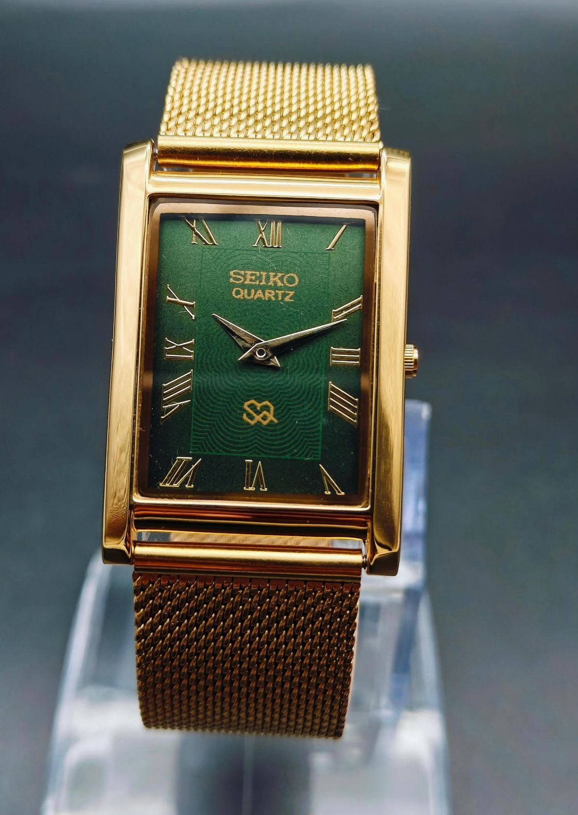 Vintage Rare Seiko Slim Quartz Men’s Wrist Watch With Free DDP Shipping