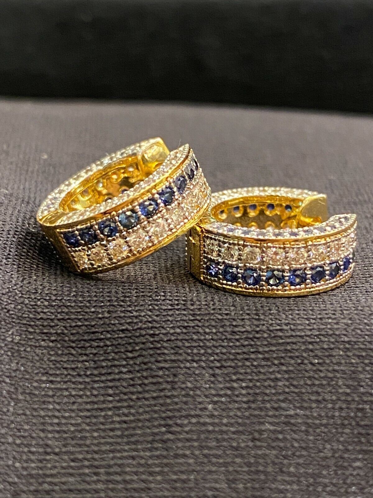Pave 1.90 Cts Round Brilliant Cut Diamonds Sapphire Hoop Earrings In 18K Gold