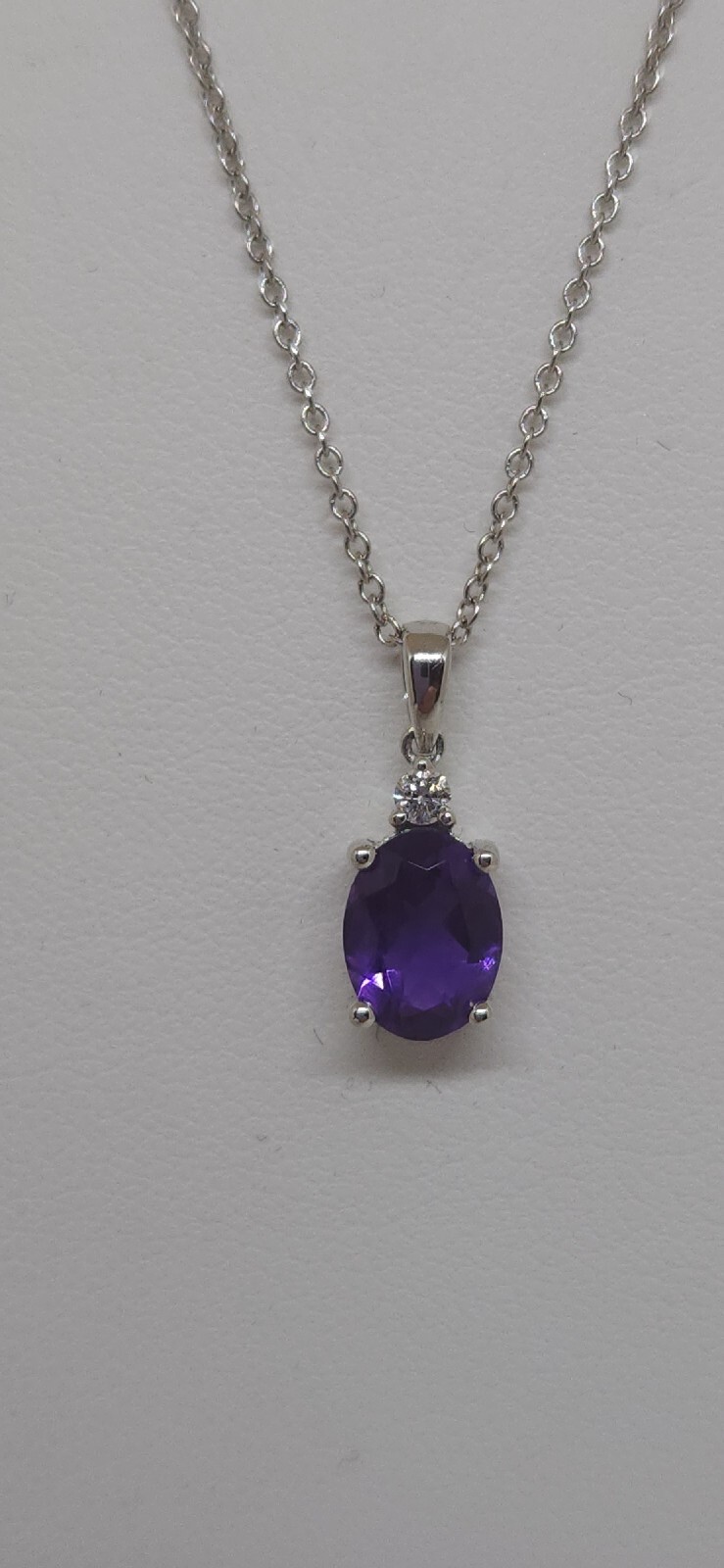 14k White Gold Amethyst And Diamond Pendant With 18 Inch Chain 2.1 Grams
