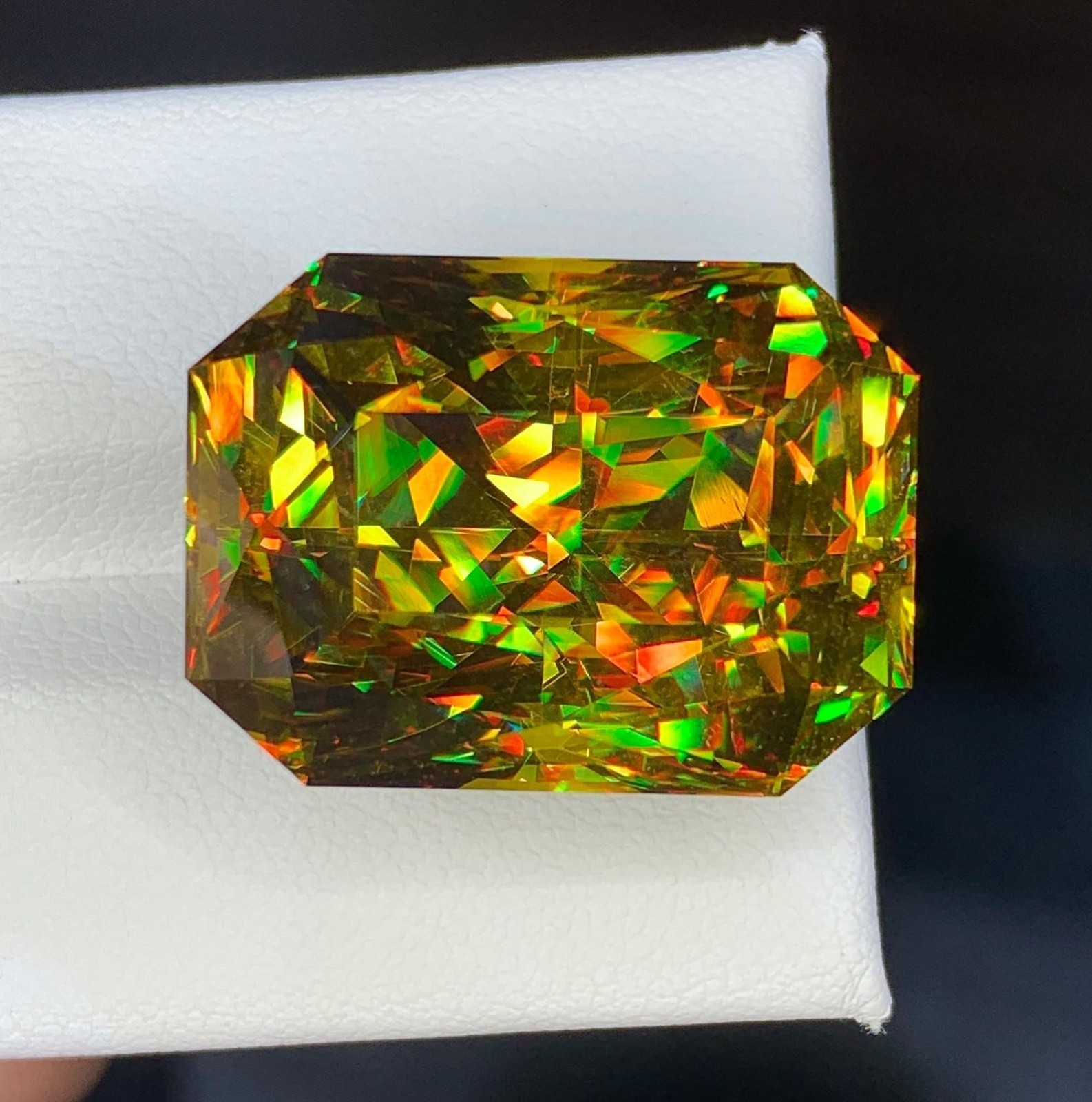 5 Ct Natural Full Fire Sphene Titanite Radiant Cut Loose Gemstone Jewelry