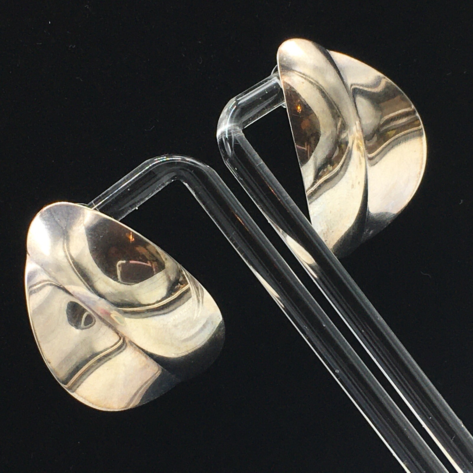 VTG Silver Tone Kidney Shape Stud Earrings 1.5″ Very Reflective
