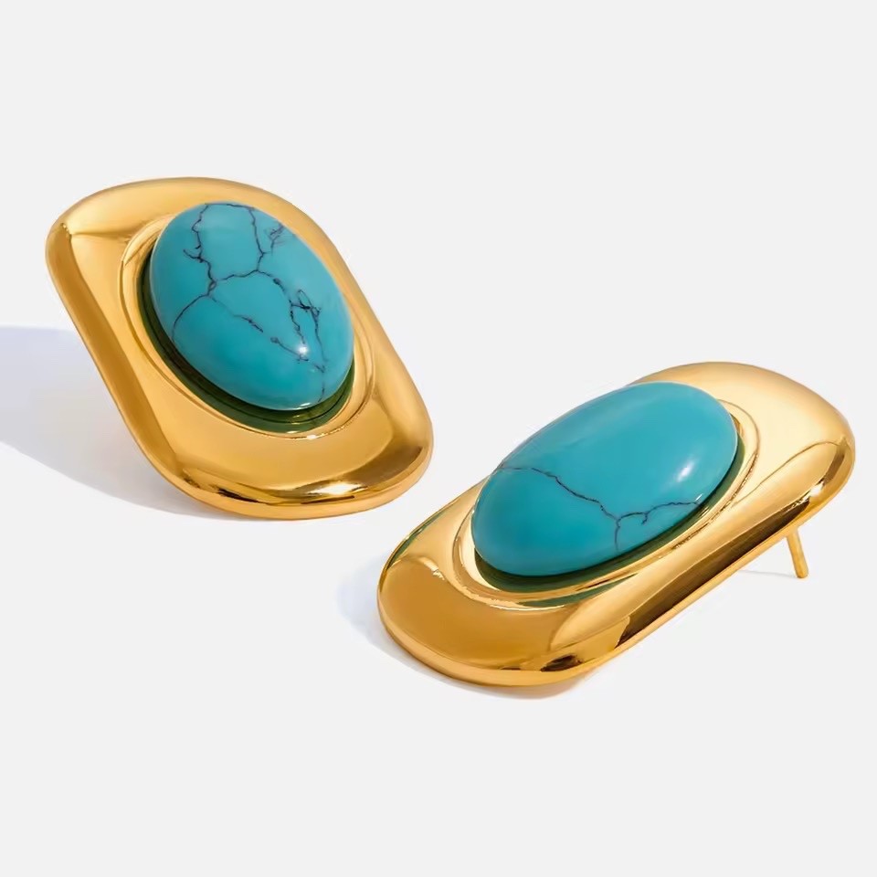 ZARD Turquoise Crystal Gem Chunky Stud Earrings in 18k Gold