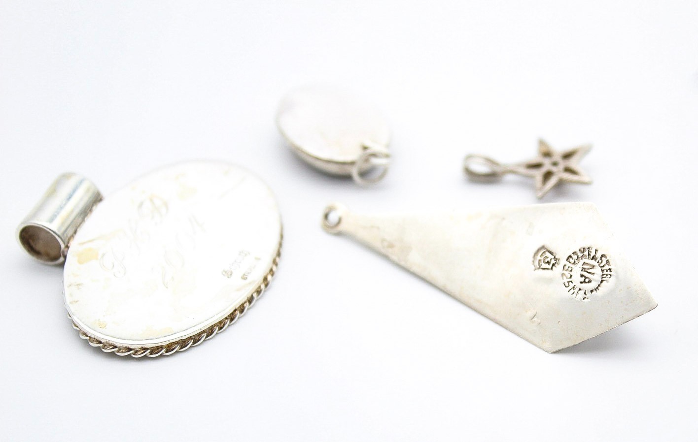 Lot of 4 Vintage 925 Sterling Silver Artisan Assorted Jewelry Pendant 11.7 g