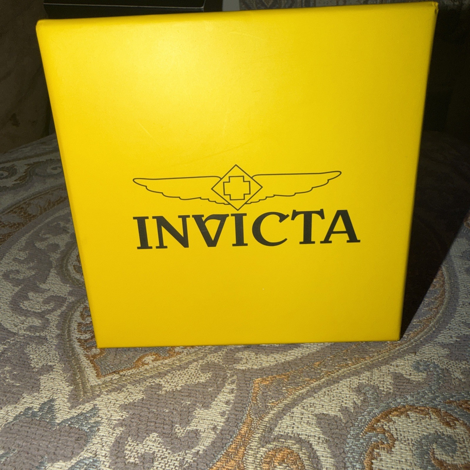 Invicta Speedway Men’s Watch 50873 -39.5mm Gold&Green Roulette Dial. W Box&tags