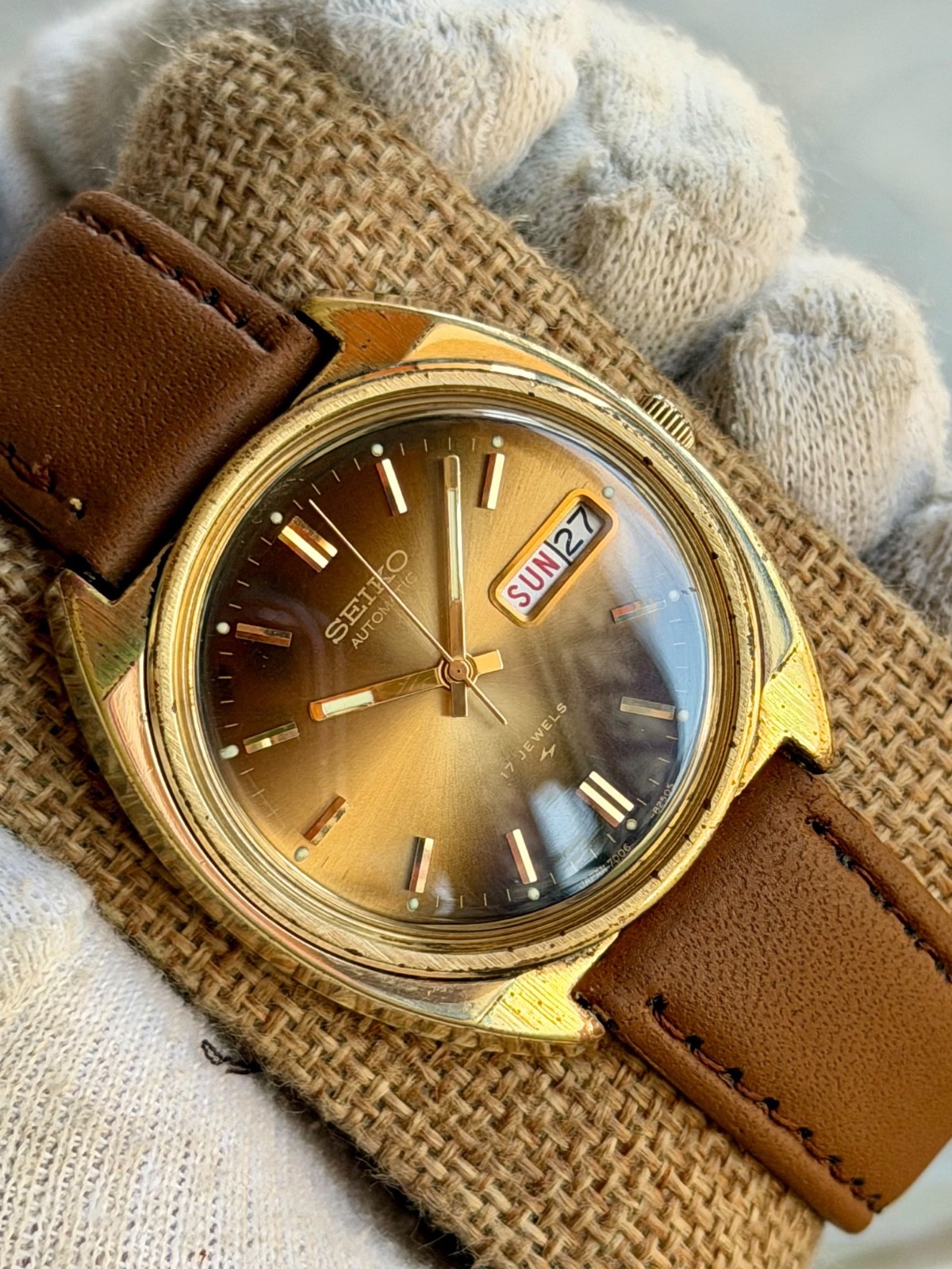 Seiko Vintage Automatic 17 Jewels Day Date Brown Sunburst Dial Gold Plated Men’s