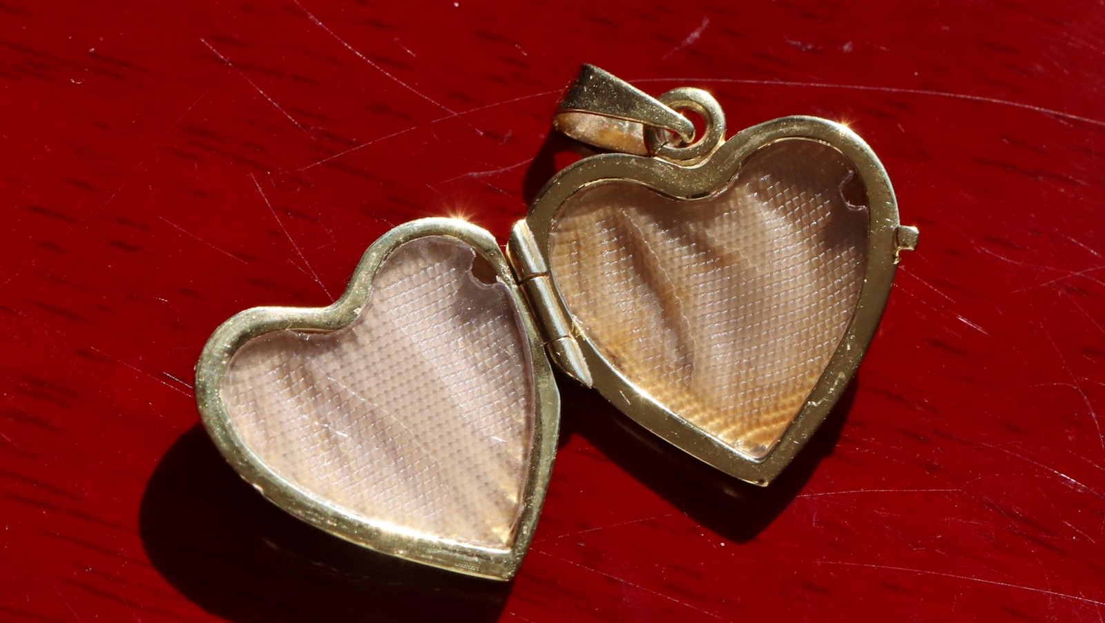 14k yellow gold pendant Italian 1.05″ heart locket charm vintage 3.85gr N3467