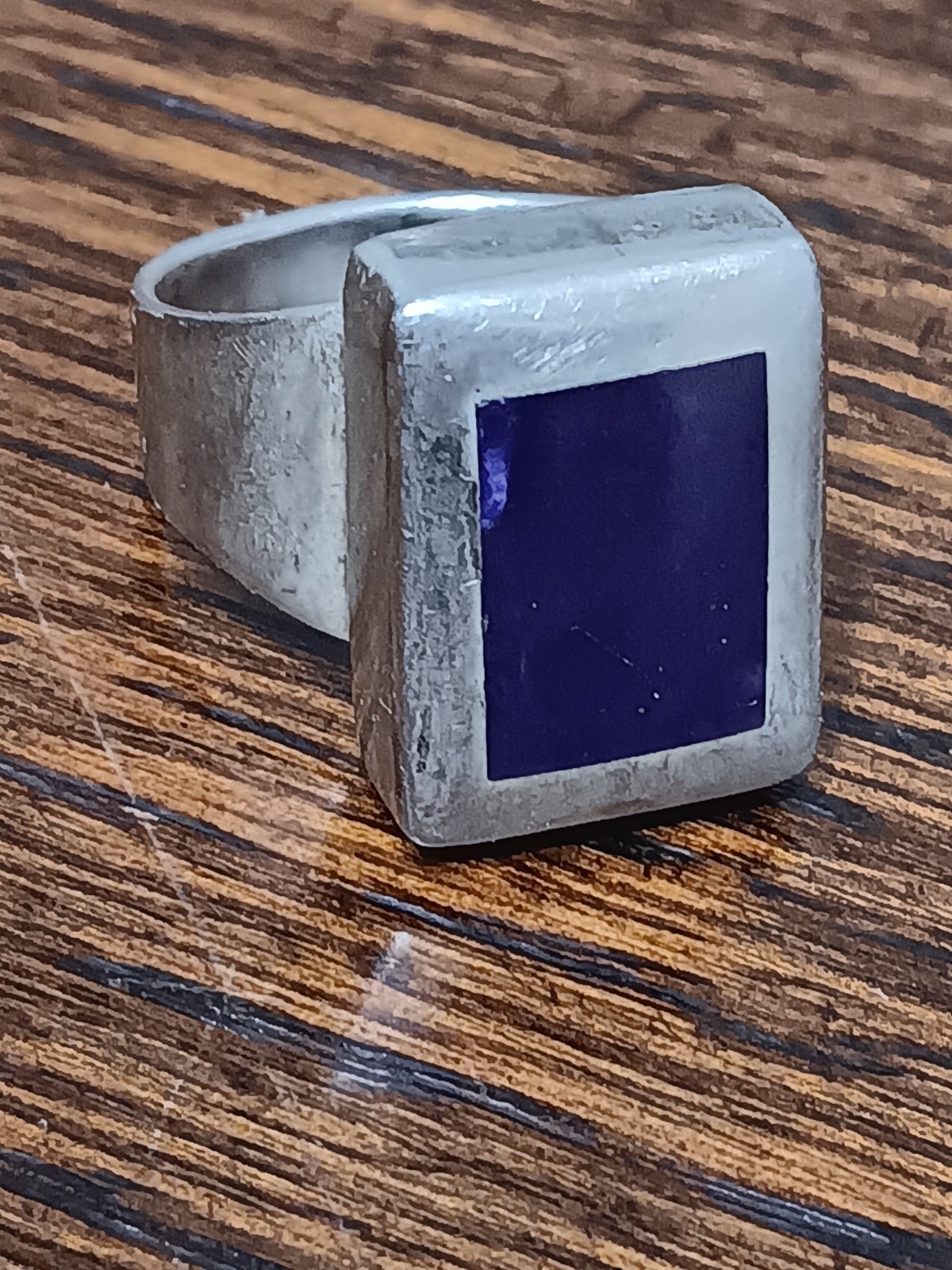 Christin Wolf-Style Ring Sz 8.25