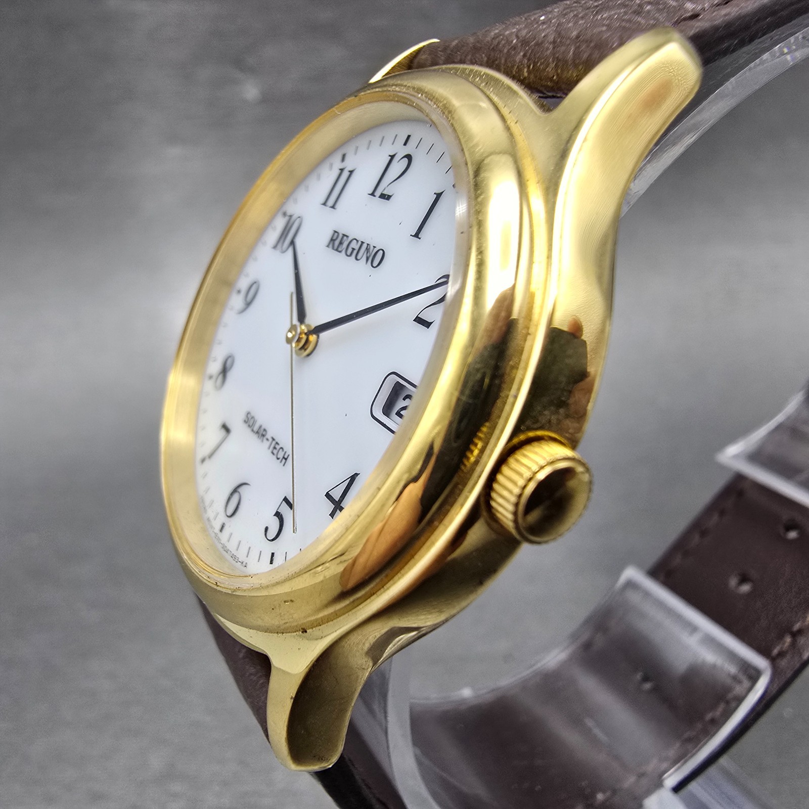 Citizen Reguno Solar Watch Men 33mm White Dial Gold Tone Date E111-T017223 Runs