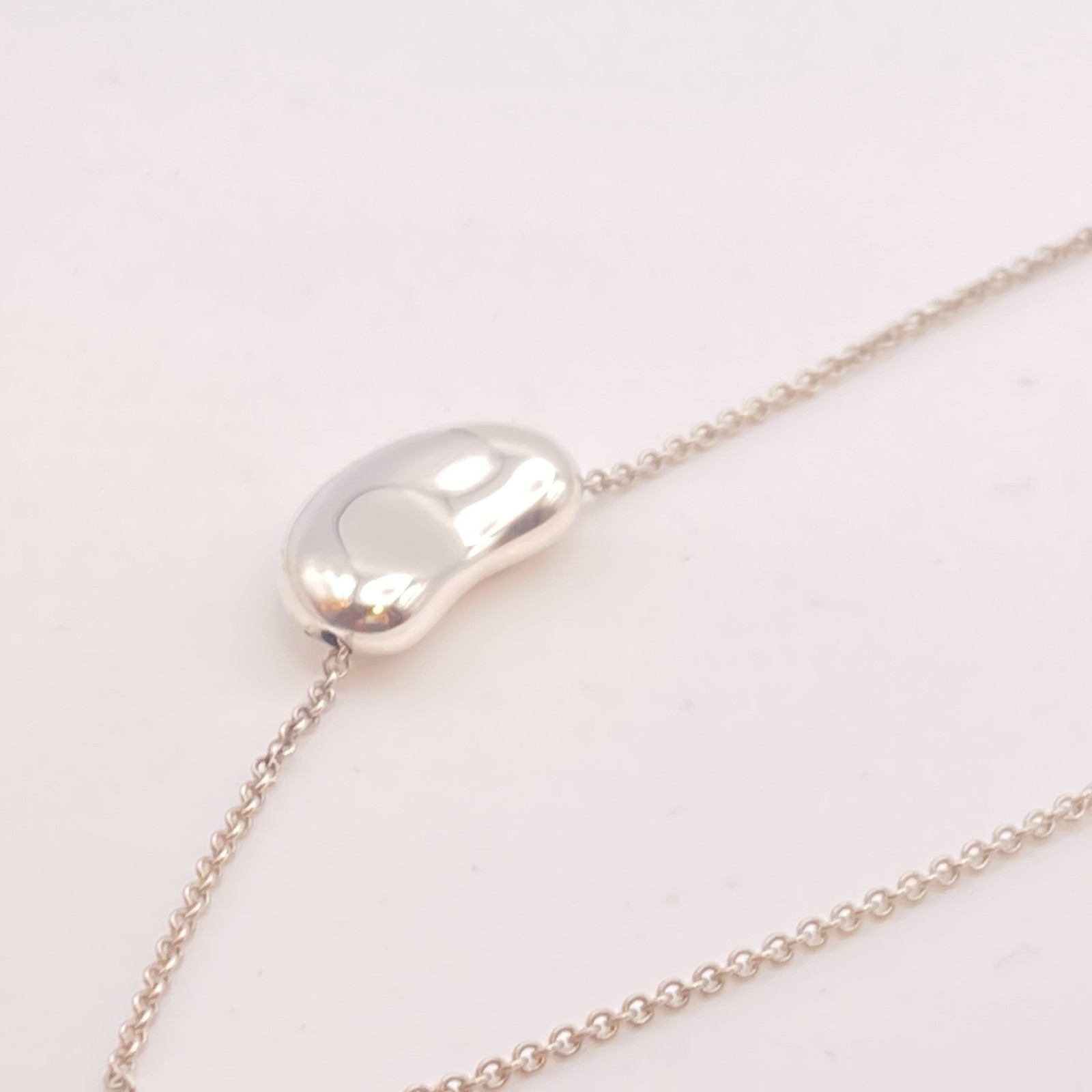 Tiffany & Co. 21mm Bean Pendant Necklace 16″ Silver 10.9g