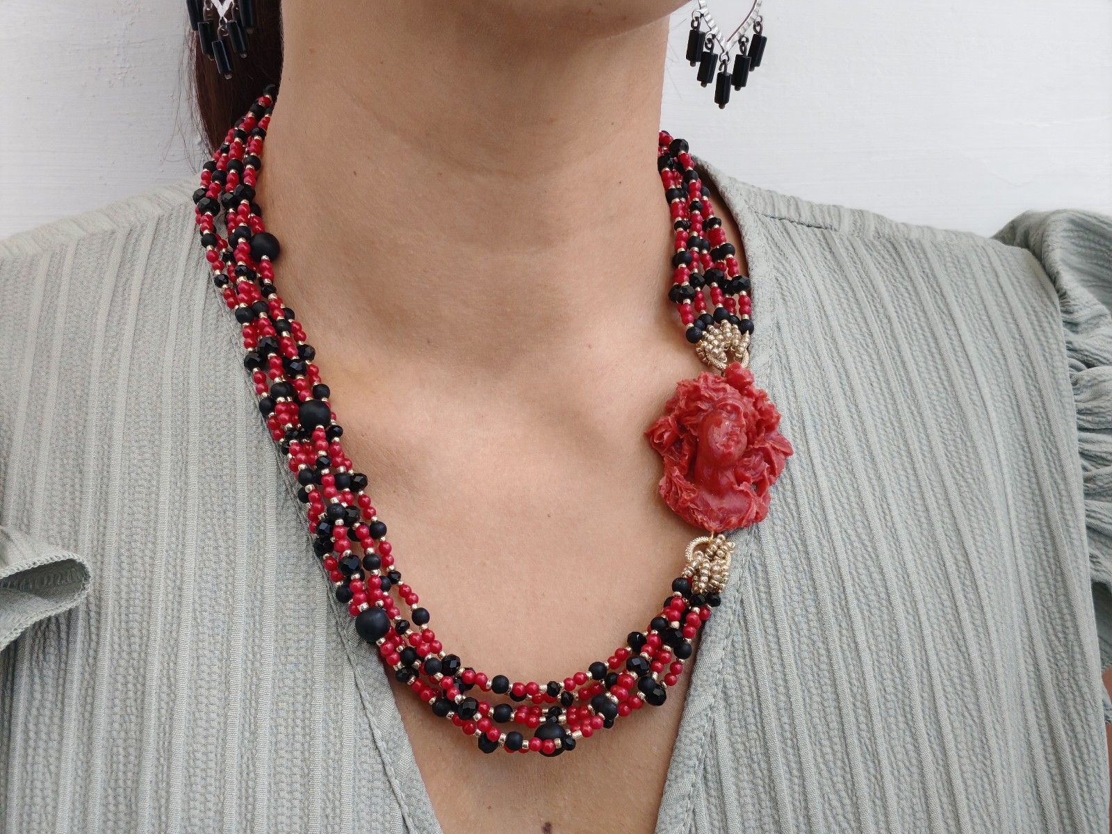 Women Red Coral Cameo Multifilament Elegant Onyx Necklace Made in Italy