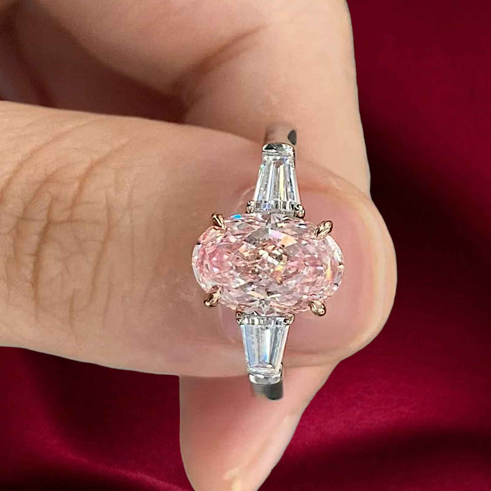 18k Multi Gold 2.50 Ct Oval Cut IGI Lab Created Diamond Ring Fancy Intense Pink