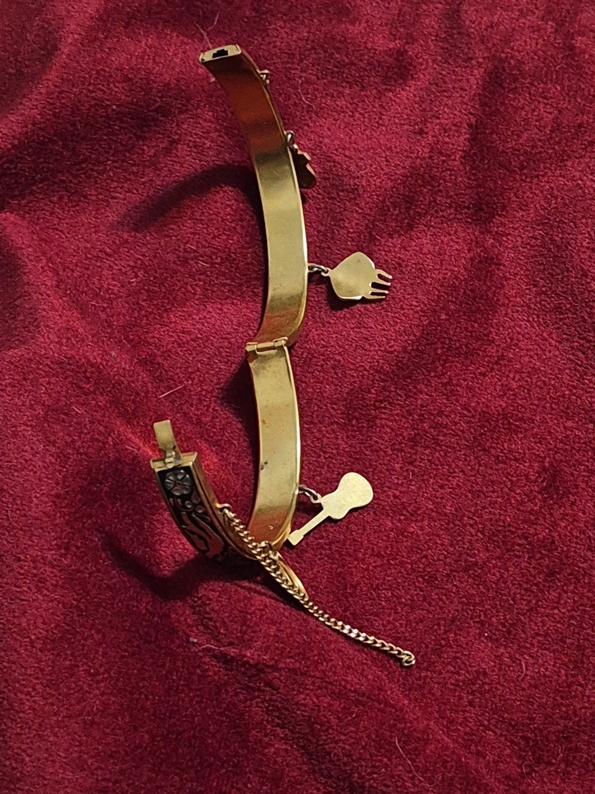 Toledo Damascene Hinged Bangle Bracelet Spanish Charm Flamenco Guitar
