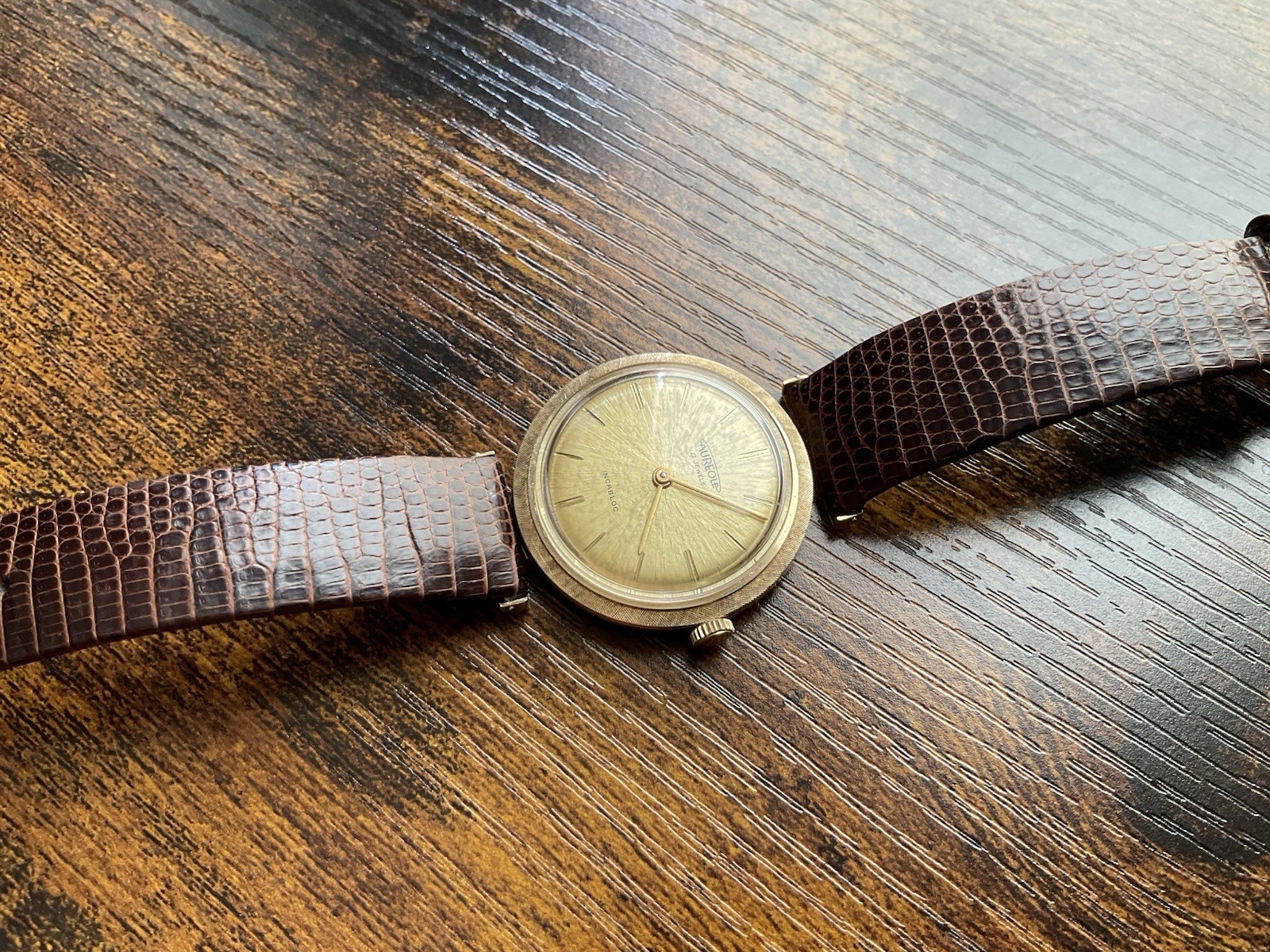 Vintage Aureole, Swiss Movement, Solid 14k Yellow Gold Manual Wind Men’s Watch