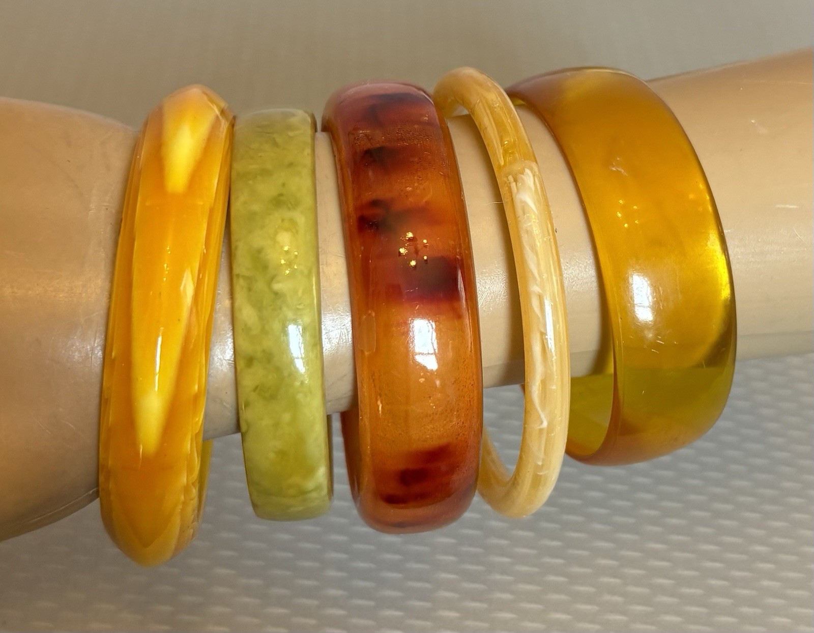 Vintage Lucite Plastic Bangle Lot 5 That I Really Hoped Were Bakelite But Not