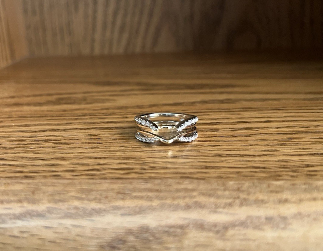 14K Two-Tone Gold 1/4 carat Diamond Ring Guard Sz 5 3/4