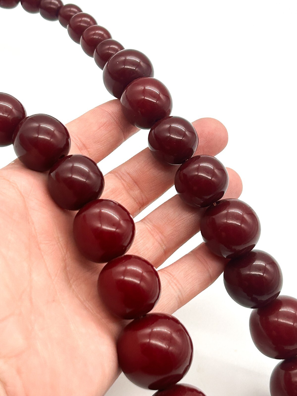Vintage Graduated Burgundy Red Plastic Bead Necklace Hidden Screw Barrel Clasp