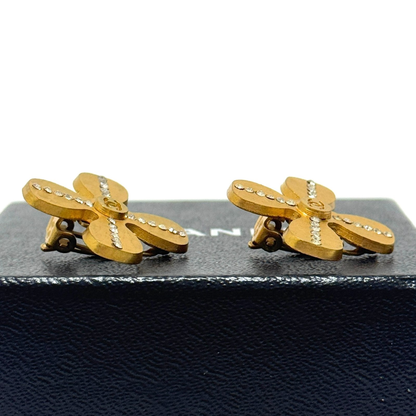 CHANEL 01C CC Logo Coco Mark Clover Earrings Gold Rhinestone Authentic JAPAN