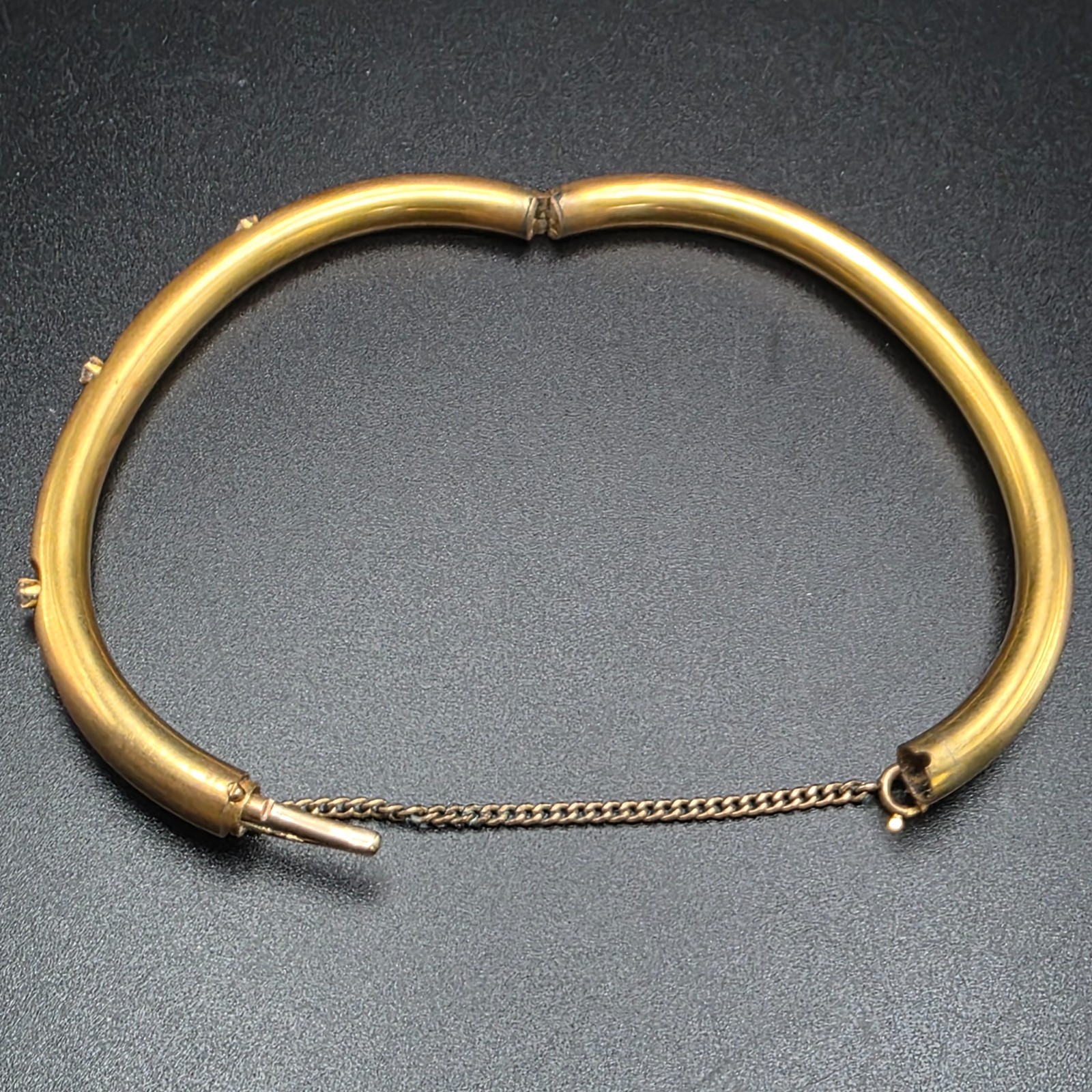 Antique Victorian 14K Gold Belcher Set Hinged Bangle Bracelet. Estate Find 7.69g
