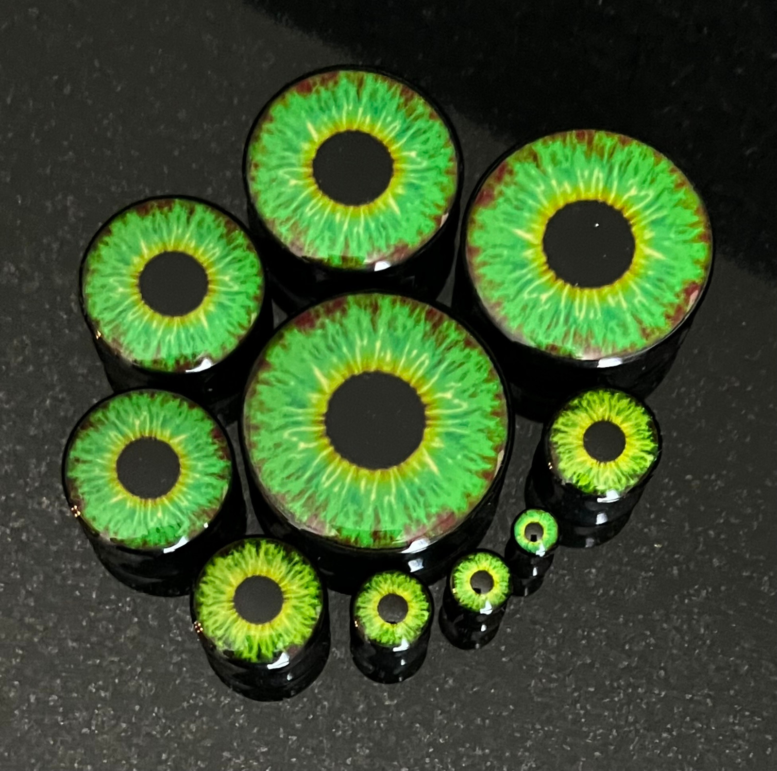PAIR Green Eyeball Plugs Eye Ball Logo Double Flare Saddle Guages Gauges