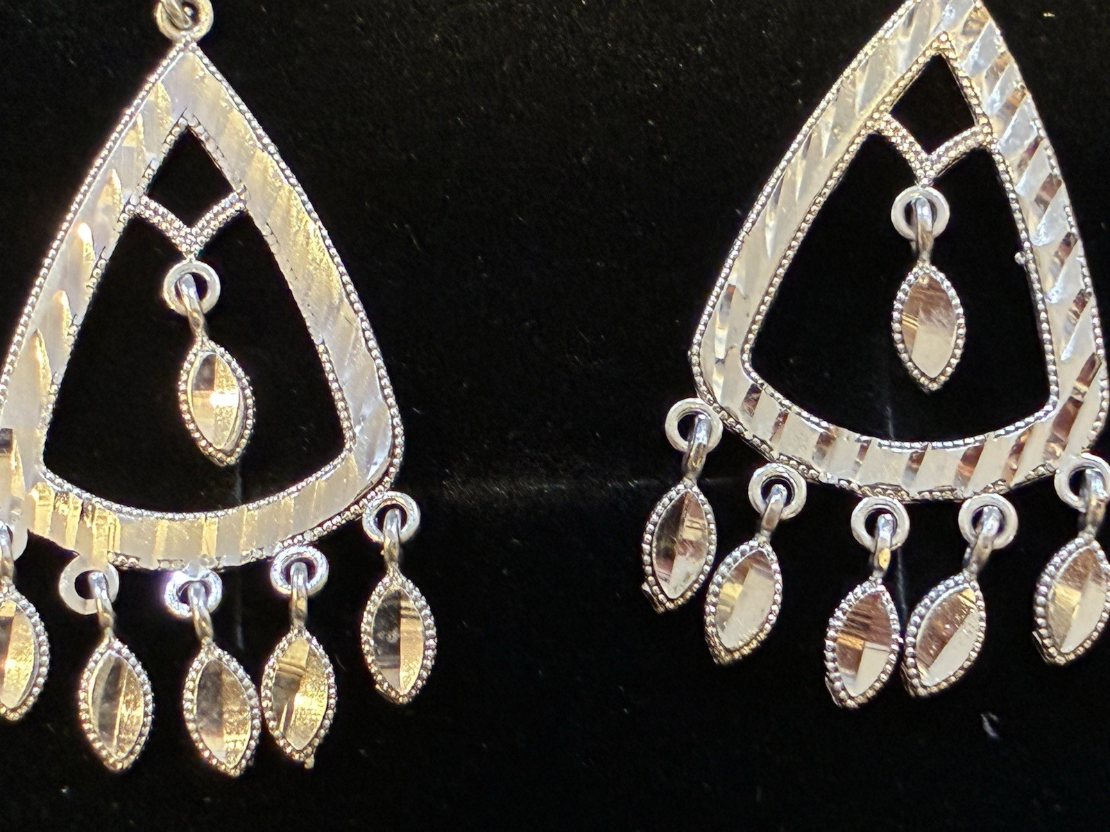 925 Sterling Silver Rhodium Chandelier Dangle Earrings 3cm Wide NWOT