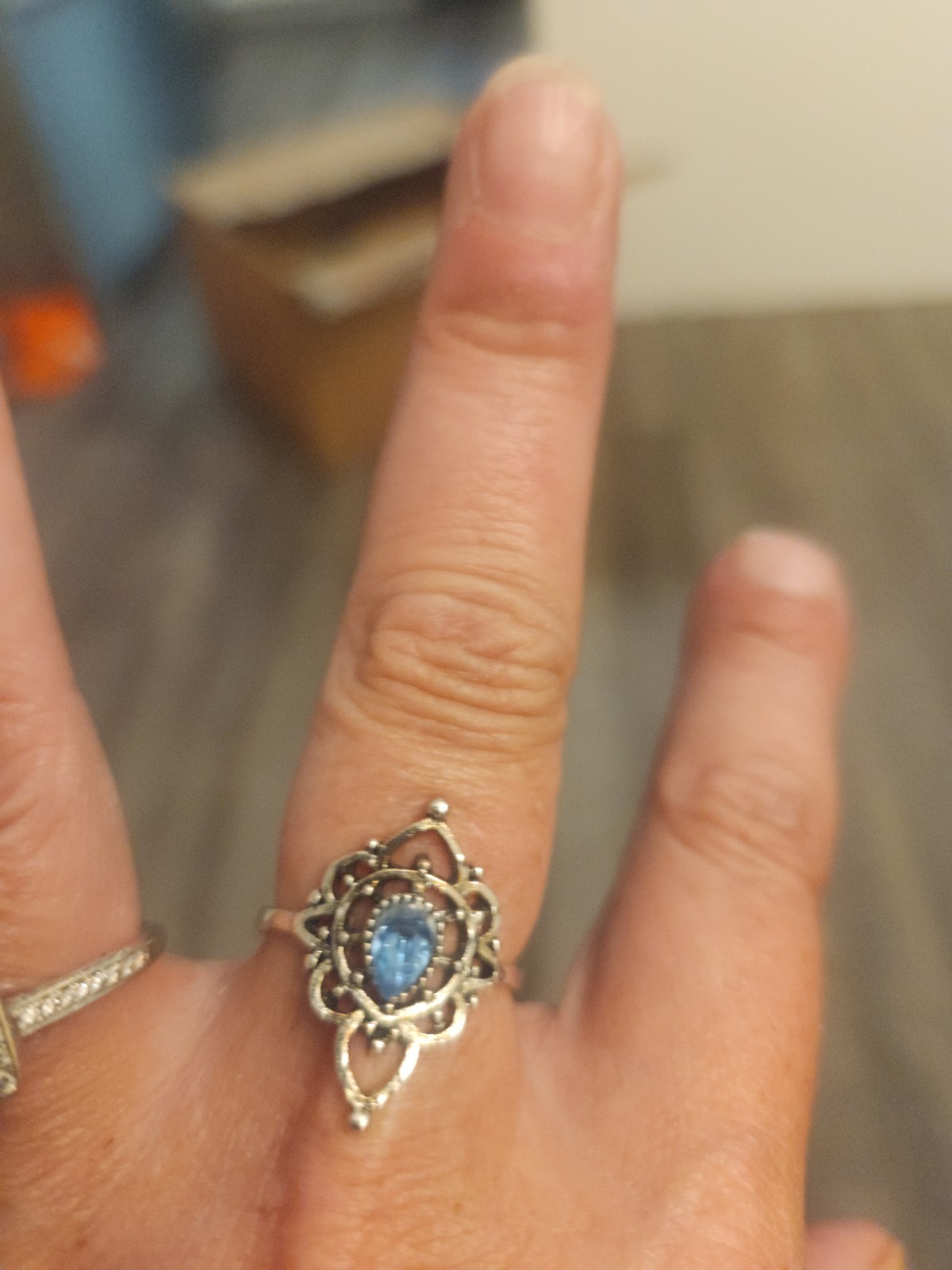 Silver Tone Metal Cocktail Ring Blue Round Stone Prong Set Size 7, 1 Gemstone