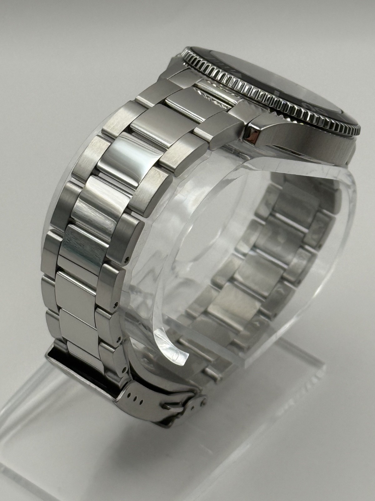 Tissot Seastar 1000 Black Unisex Adults Watch – T120.210.11.051.00