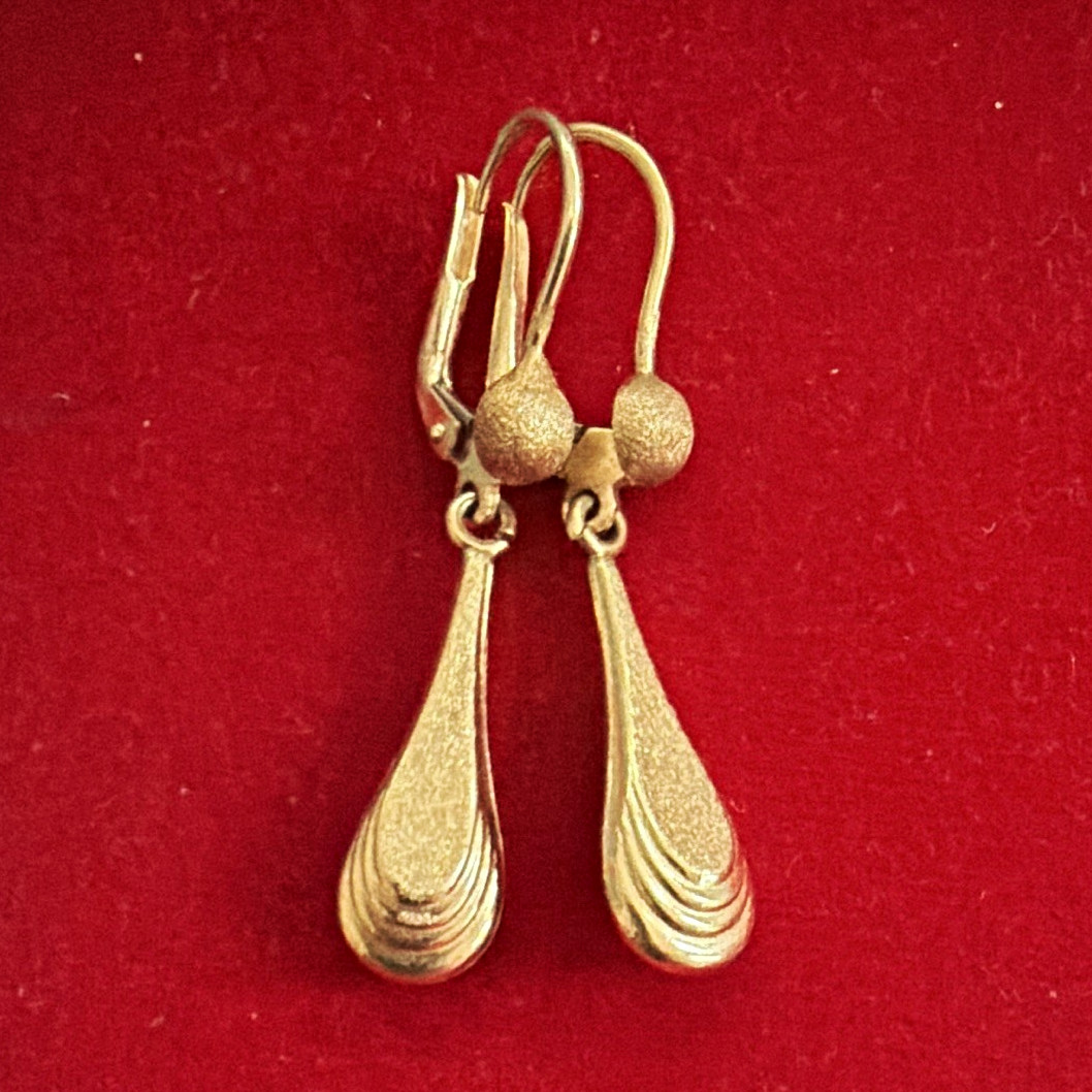 UnoAErre Italy stamped 585