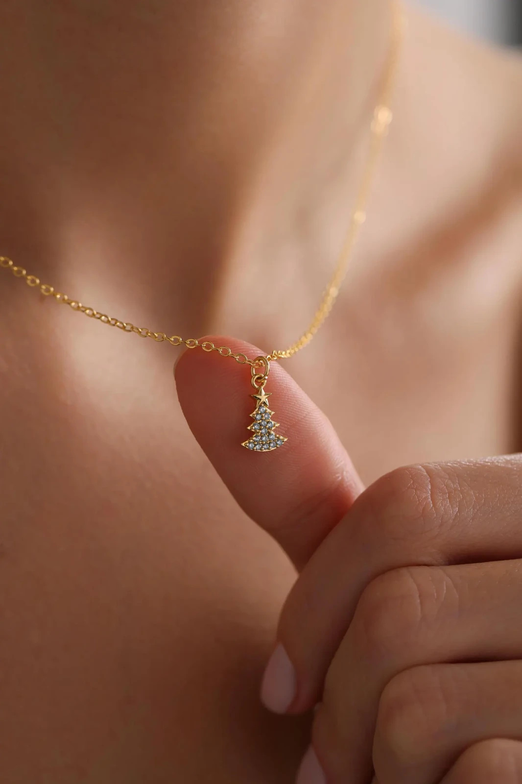 2 Ct Simulated Diamond Stunning Christmas Tree Pendant 14K Yellow Gold Plated