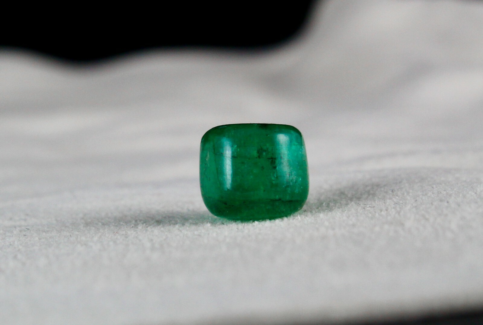 Certified Gtl 10mm Natural Emerald Bead Carat Weight 11.39ct Round Pendant