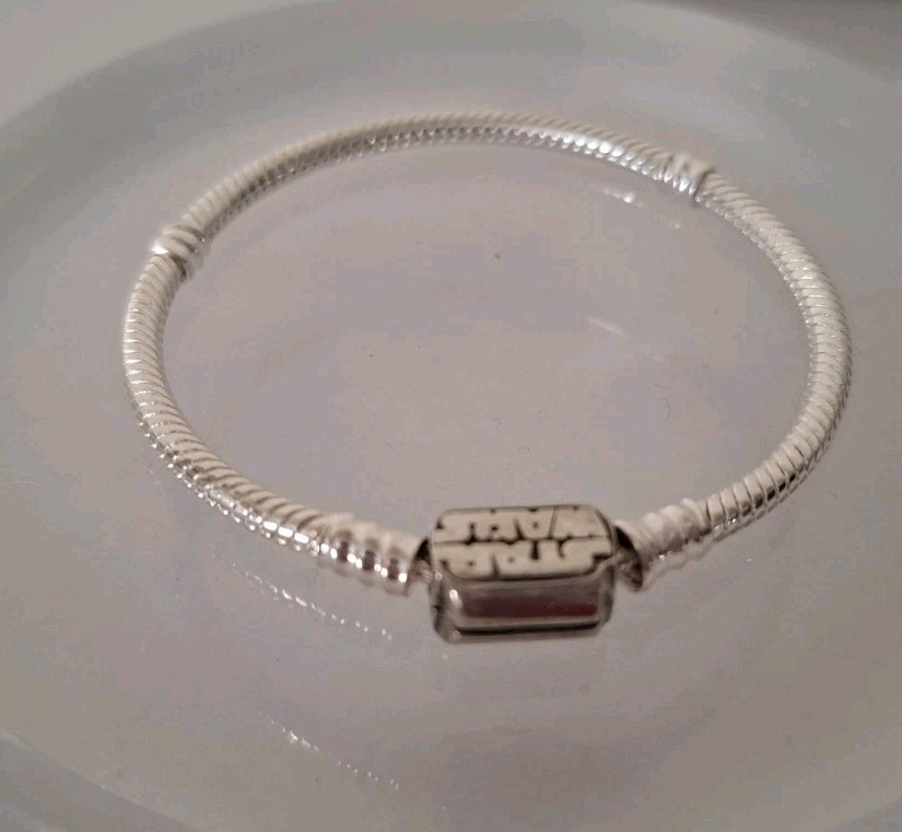 DISNEY STARWARS Childs Tiny Pandora ALE Bangle 16cm 925