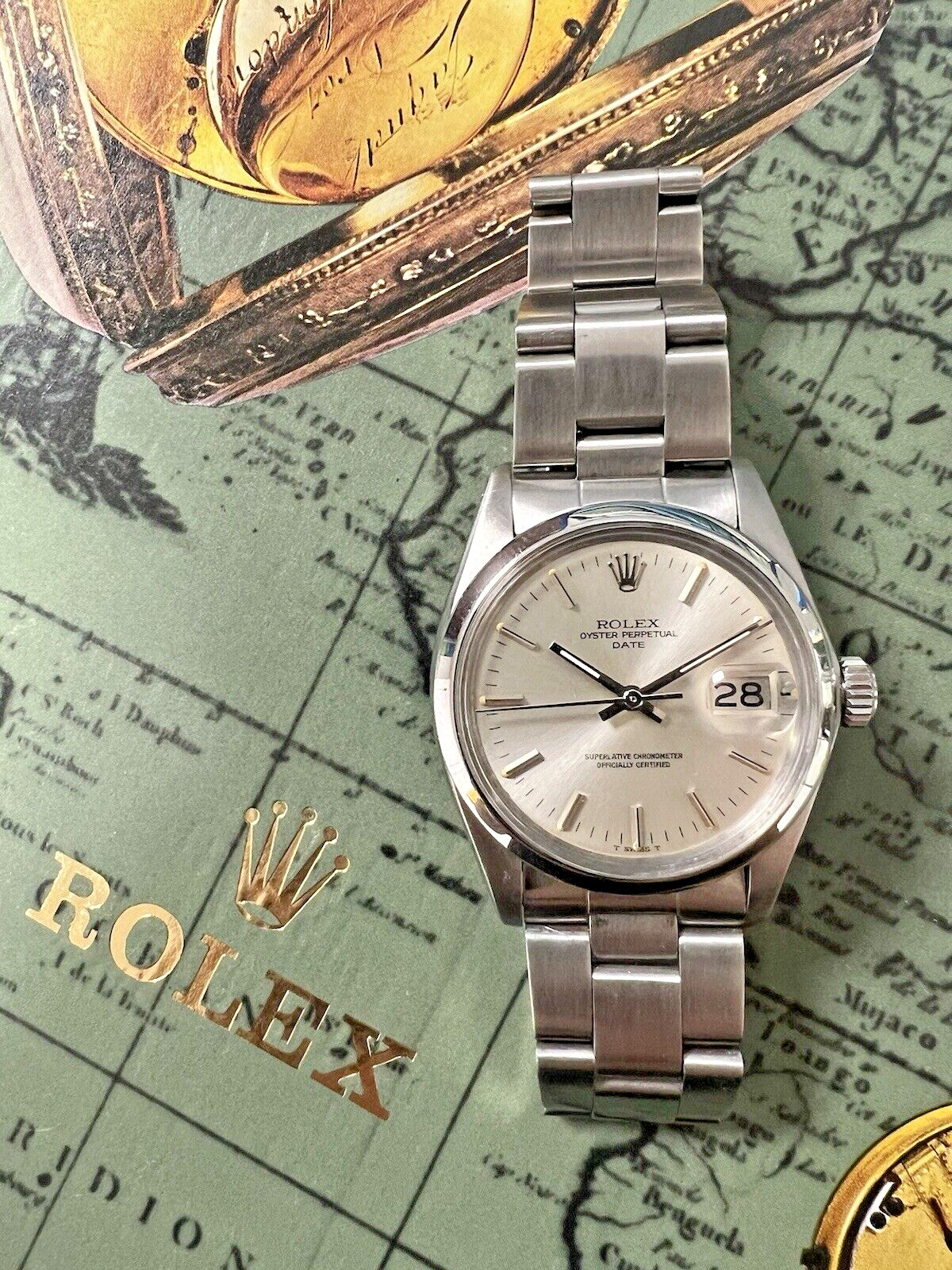 Mens Rolex Oyster Perpetual Date Stainless Steel Silver Dial 34mm Watch