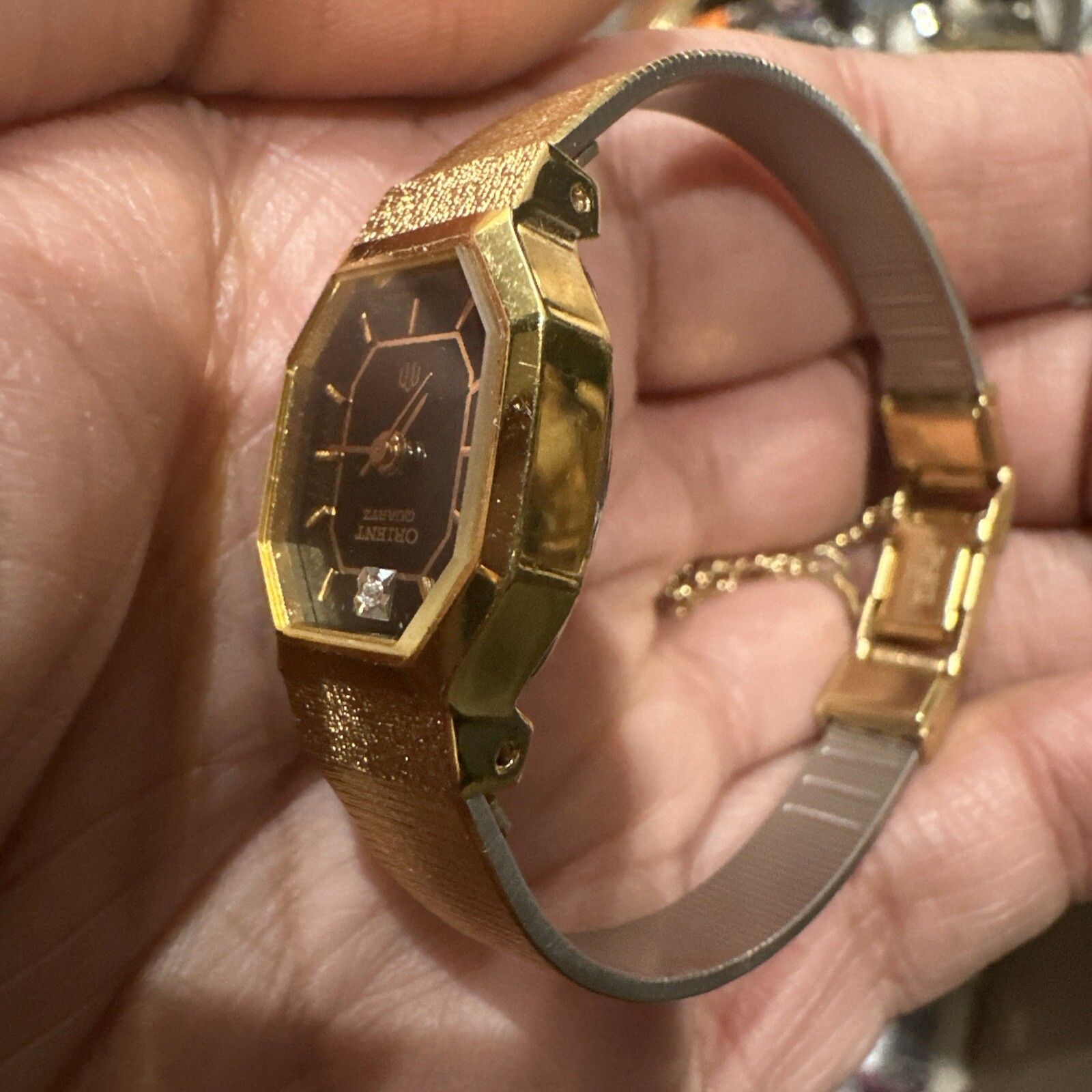 Works 17mm Orient Octagonal Ladies Bracelet Watch Black Dial Quartz Vintage