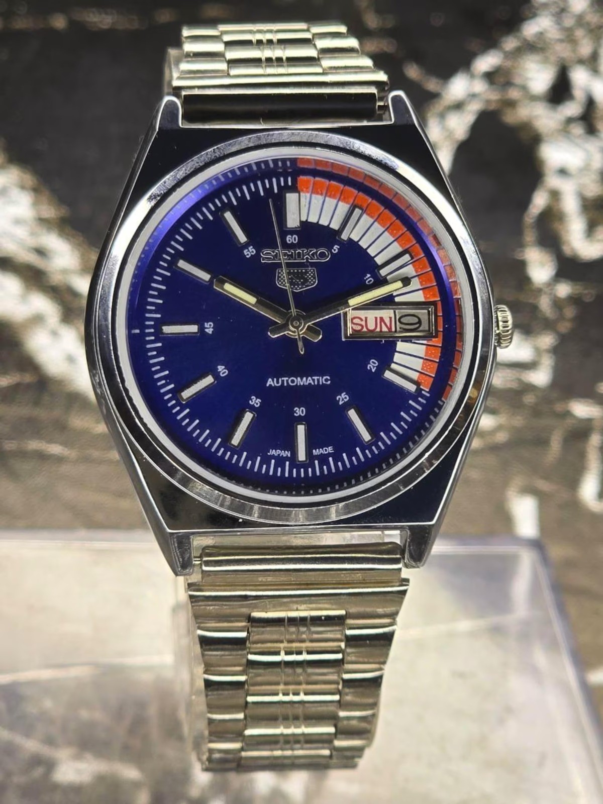 Vintage Refurbished Seiko Automatic Blue Day/Date Men’s Wrist Watch 36MM