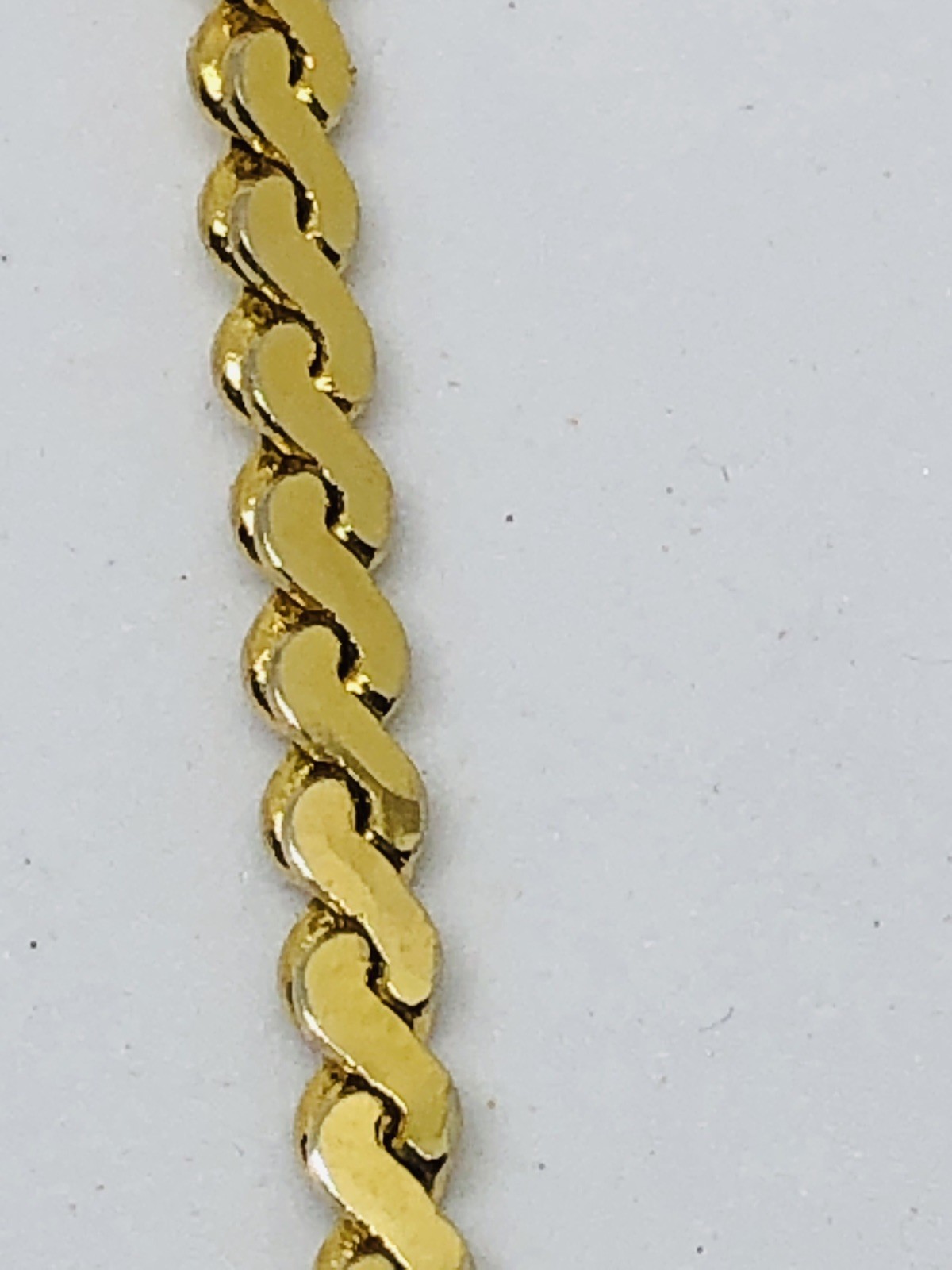 VTG ELCO 12KGF MUSIC NOTES/CLEF CHARM W/GOLD TONE SERPENTINE CHAIN