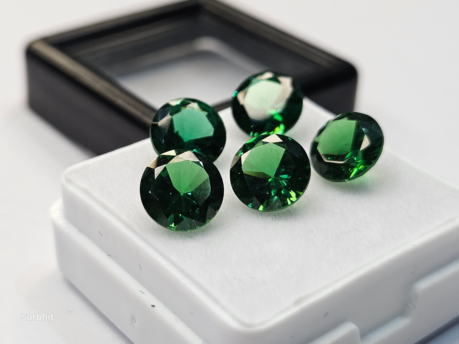 AAA Colombian Emerald Round Cut 8-9 Ct 5Pcs Green Certified Loose Gemstone