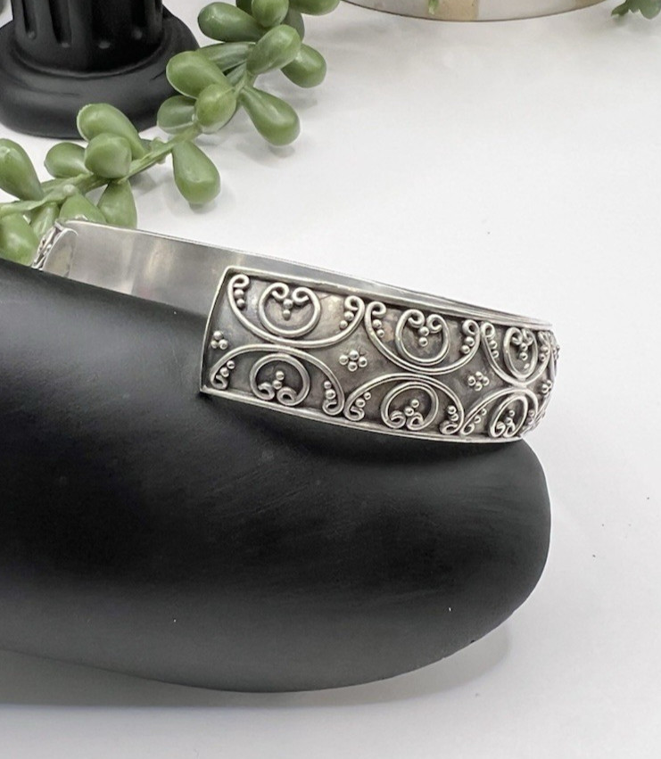 Bali Filigree Granulation Design Cuff Bracelet in 925 Sterling Silver 25.5 g