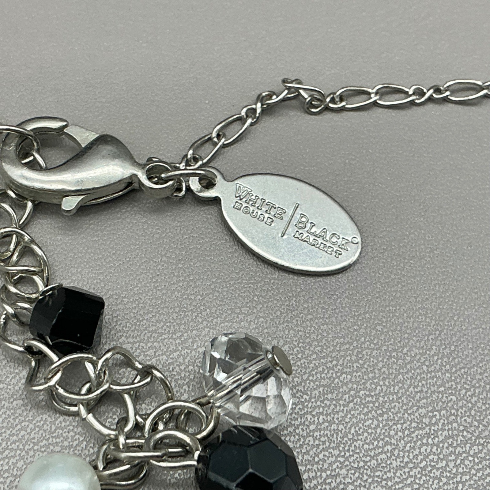 White House Black Market Necklace Black White Crystal Beaded 36-39″