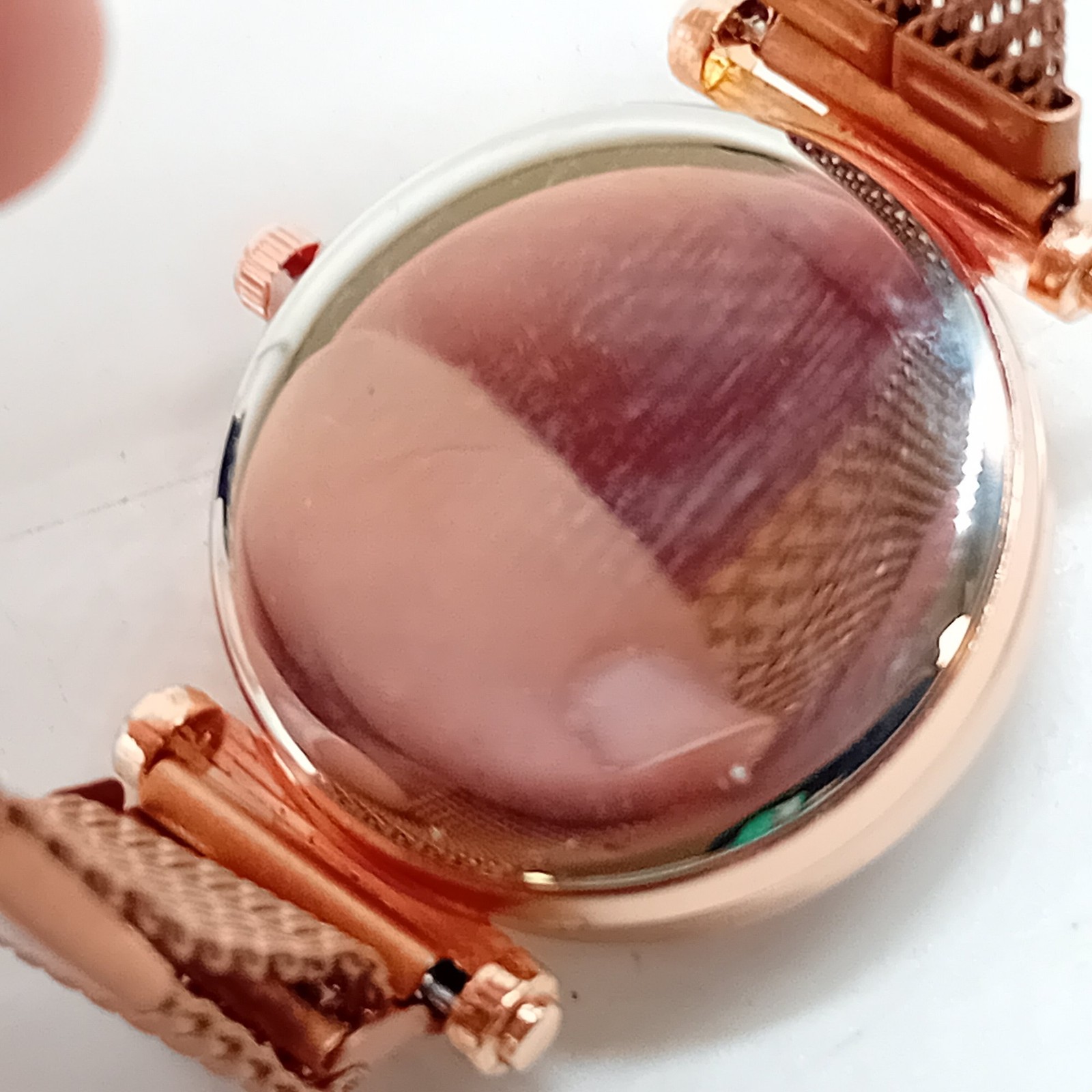 Women’s Rose Gold Mesh Quartz Wristwatch 30mm Pink Dial Pre-Loved