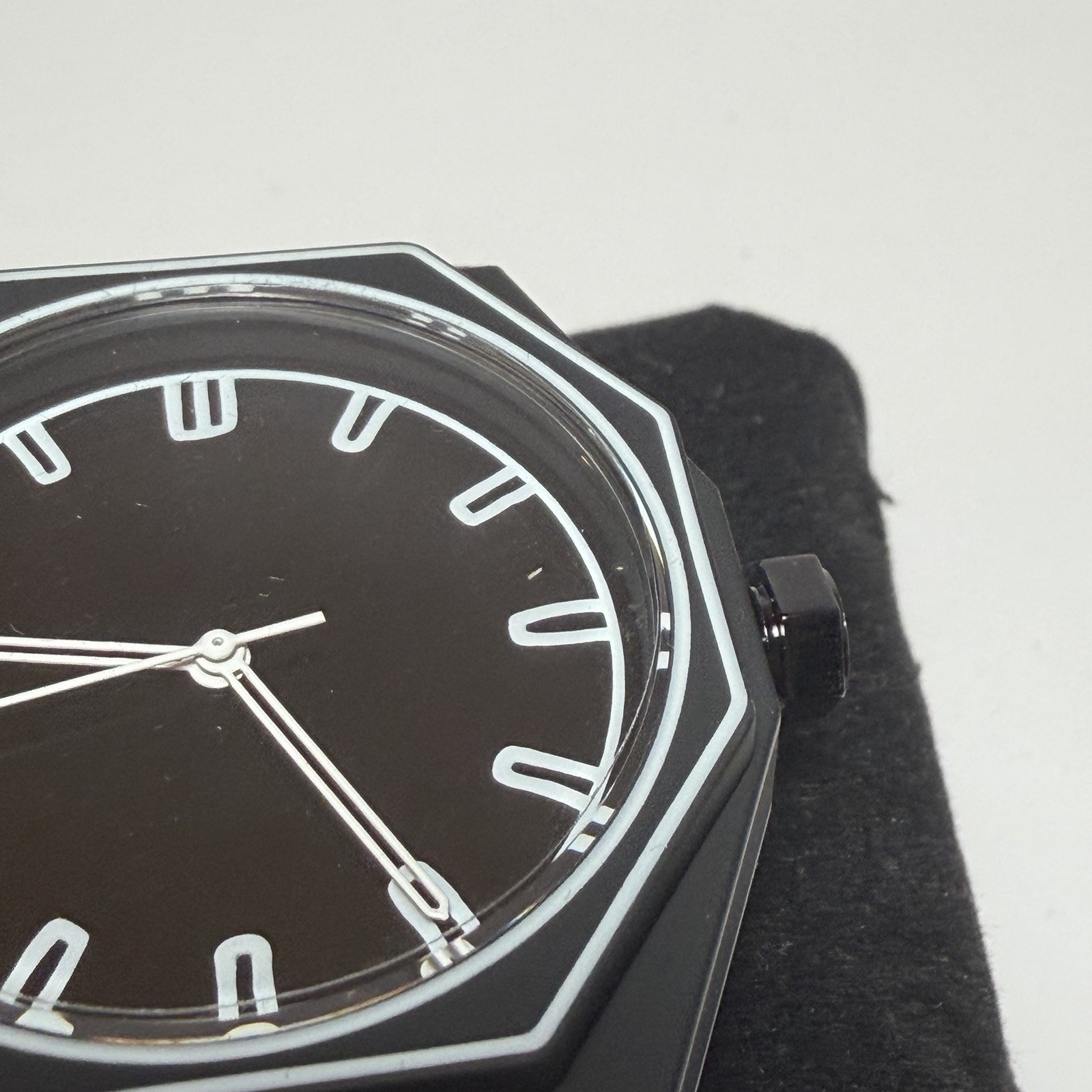 Sketch Retro Style Watch Fashion Simple Analog Silicone Black Rubber Strap Band