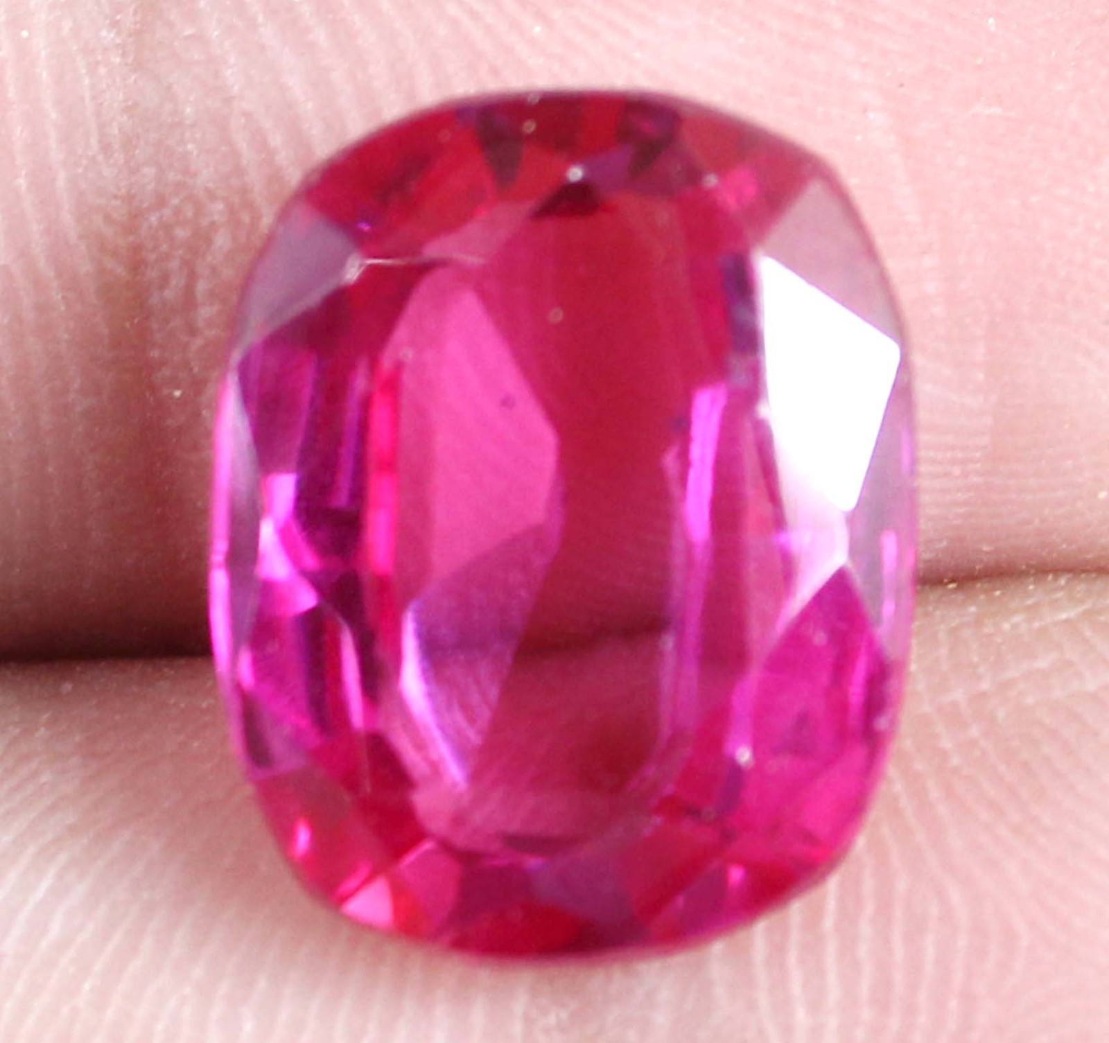 12.45 Carat Natural Padparadscha Pink Sapphire Cushion Gemstone Certified T10879