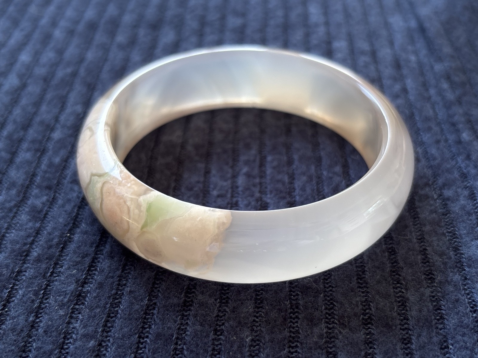 61mm Natural Cherry Blossom Agate Bangle Sakura Flower Quartz