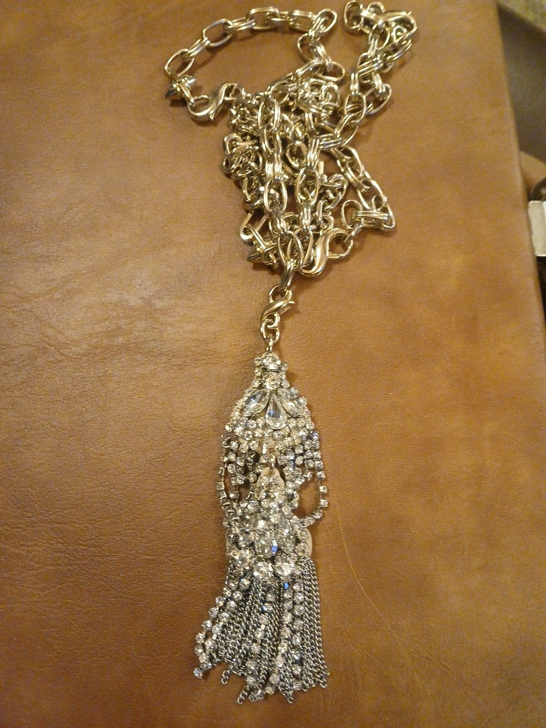 CAbi Wink Wide Link 4″ Rhinestone Drop Pendant Detachable Necklace