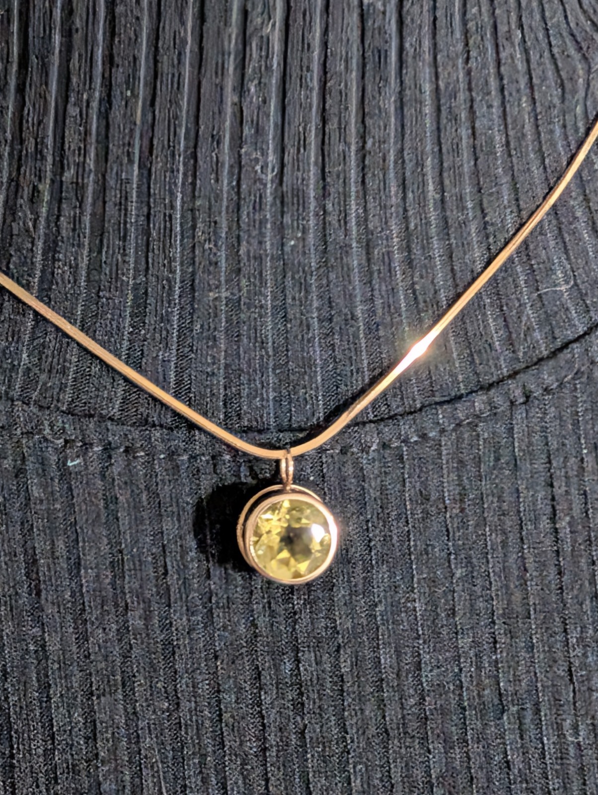 14k Round Peridot Stone Bezel Set Pendant (Chain Not Included)